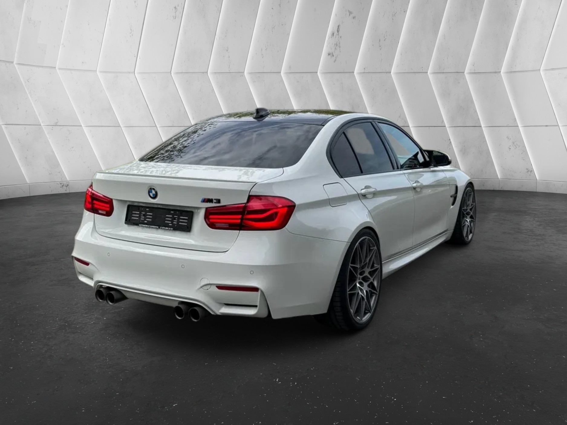 BMW M3 Drivelogic-image-9