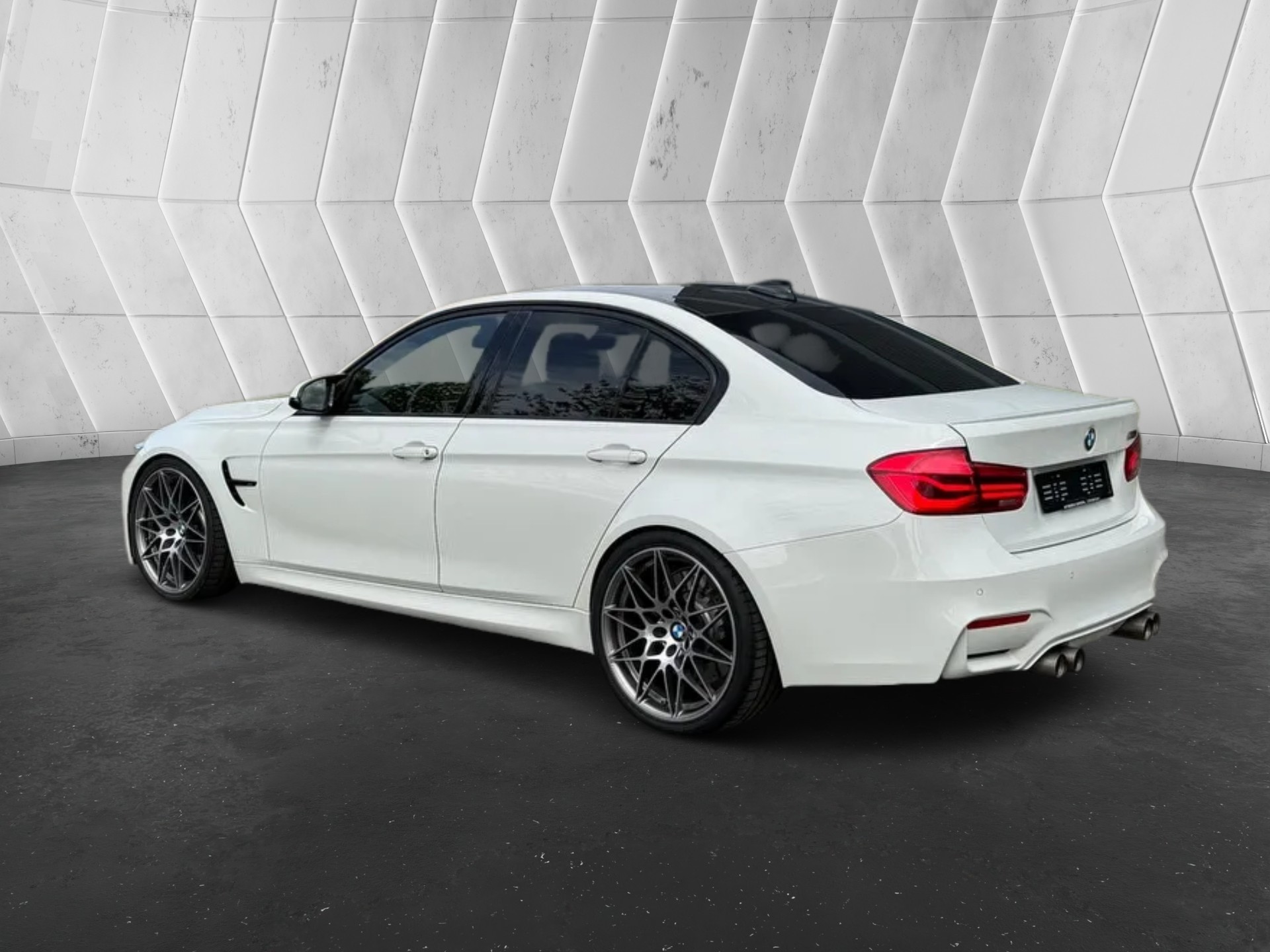 BMW M3 Drivelogic-image-7