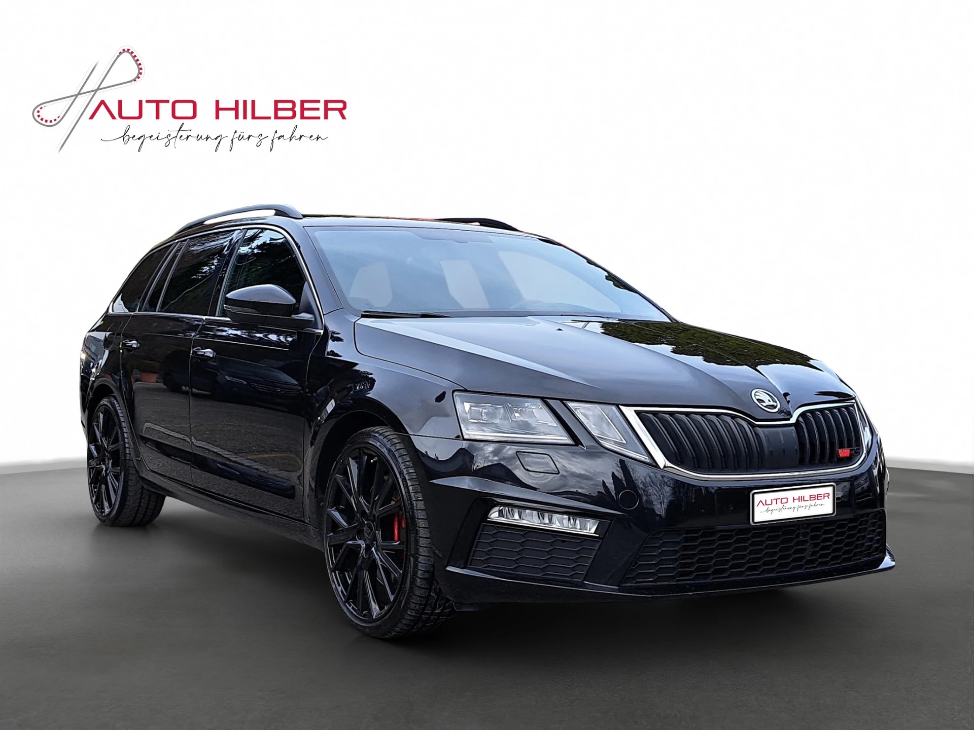 SKODA Octavia Combi 2.0 TSI RS DSG-image-13