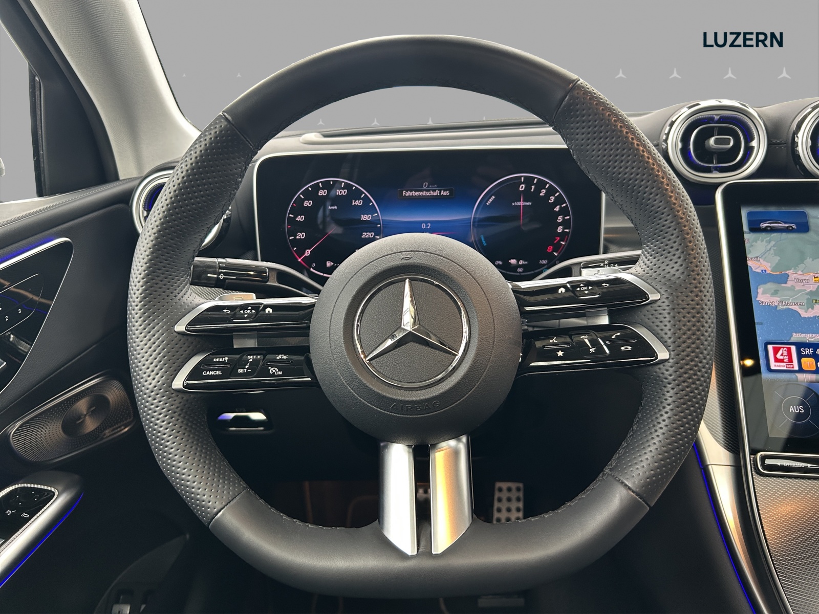 MERCEDES-BENZ GLC 300 e 4Matic 9G-Tronic-image-9