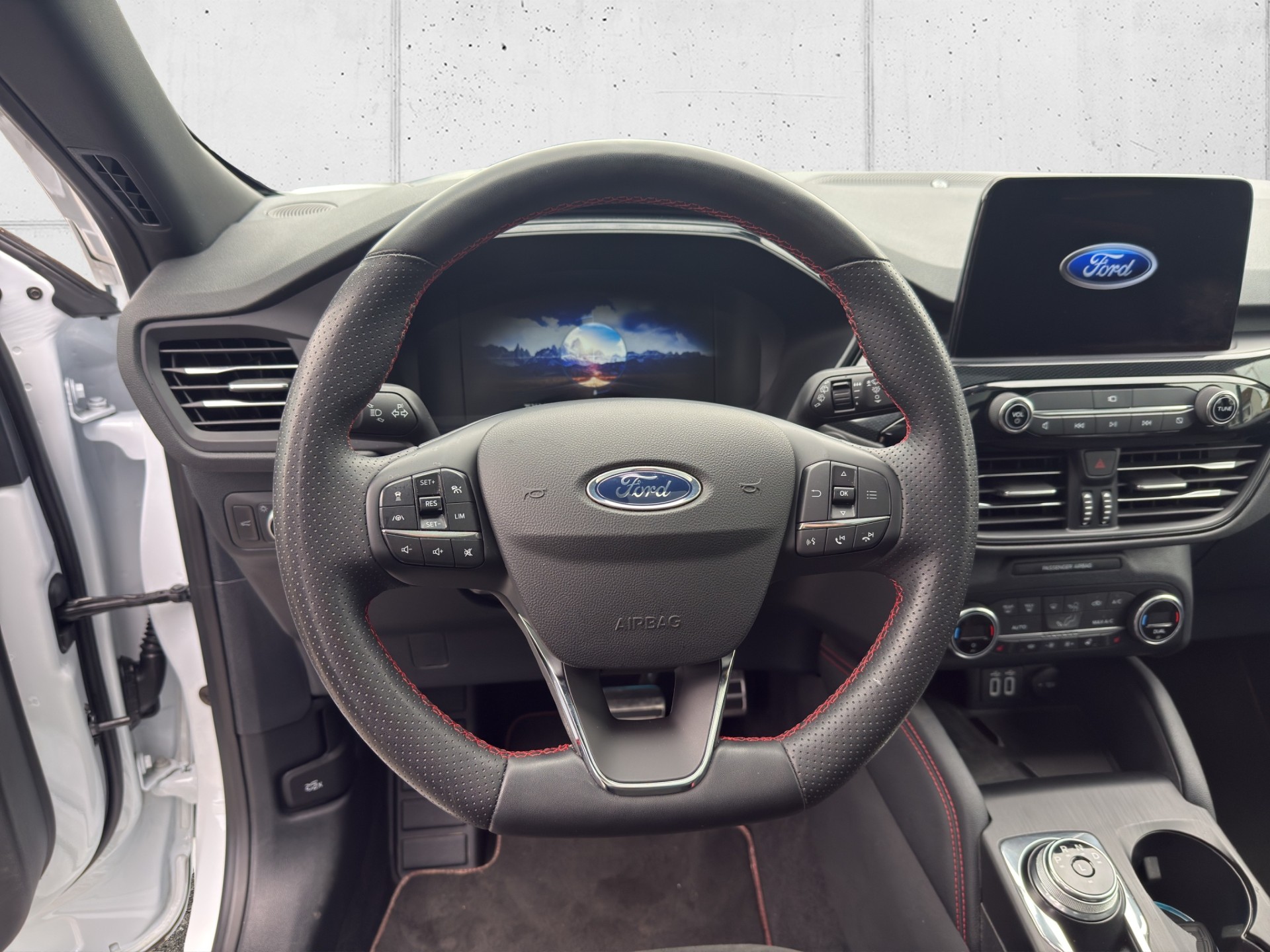 FORD Kuga 2.5 Hybrid ST-Line X 4x4-image-9