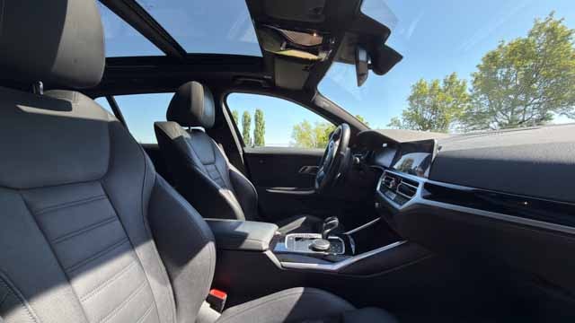 BMW M340d xDrive-image-4