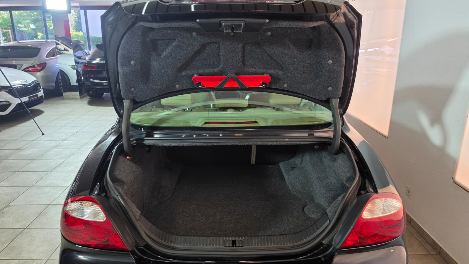 JAGUAR S-Type 2.7d V6 Cornwall Top Zustand, Schweizer Fahrzeug, Frisch ab MFK und Frisch ab Service-image-12