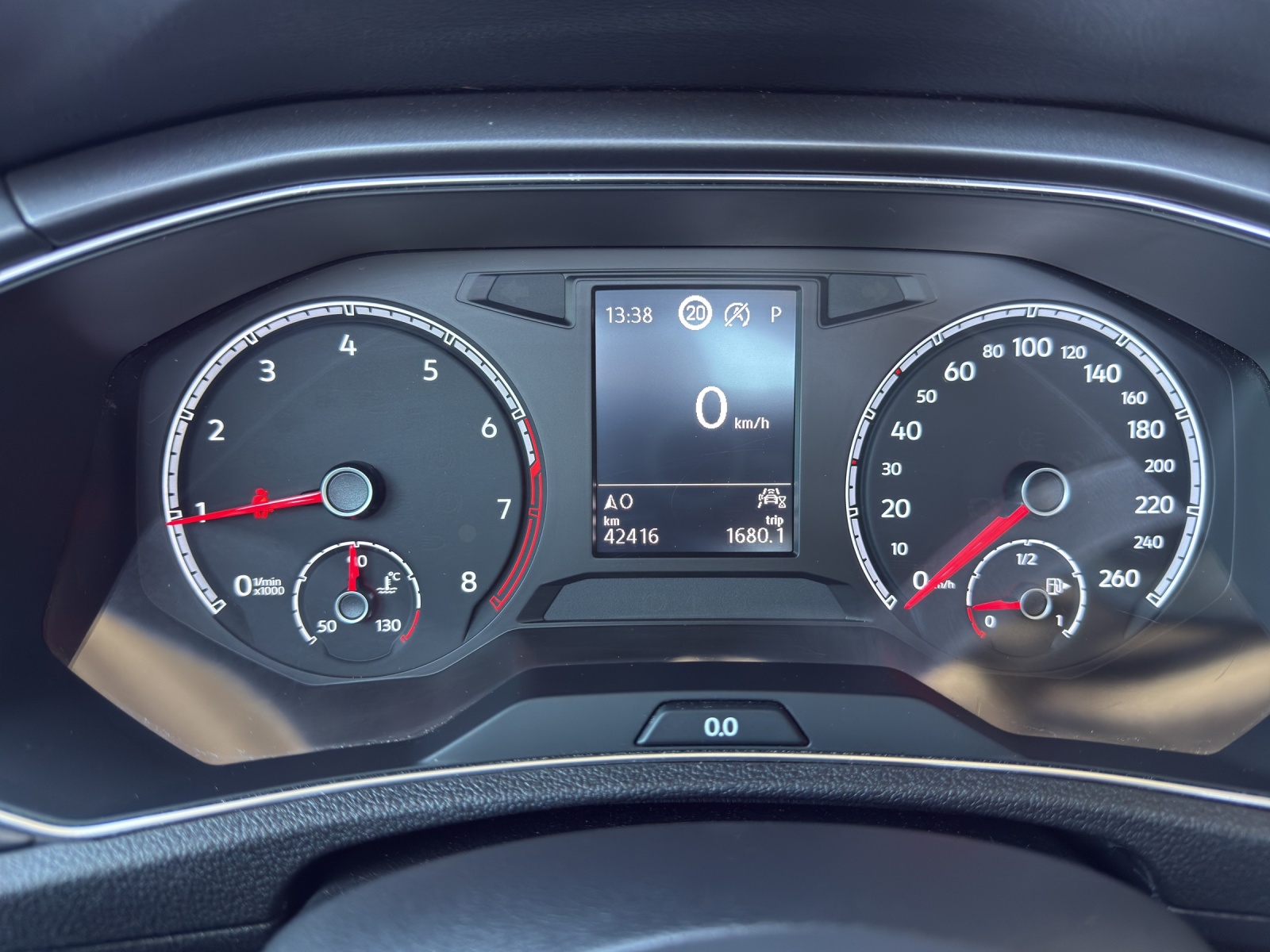 VW T-Roc Cabriolet 1.5 TSI EVO R-Line DSG-image-15