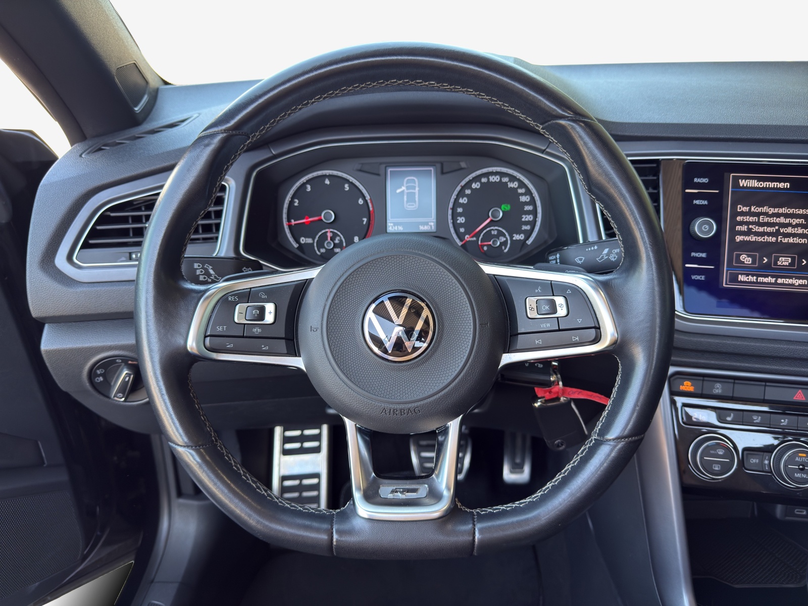 VW T-Roc Cabriolet 1.5 TSI EVO R-Line DSG-image-9