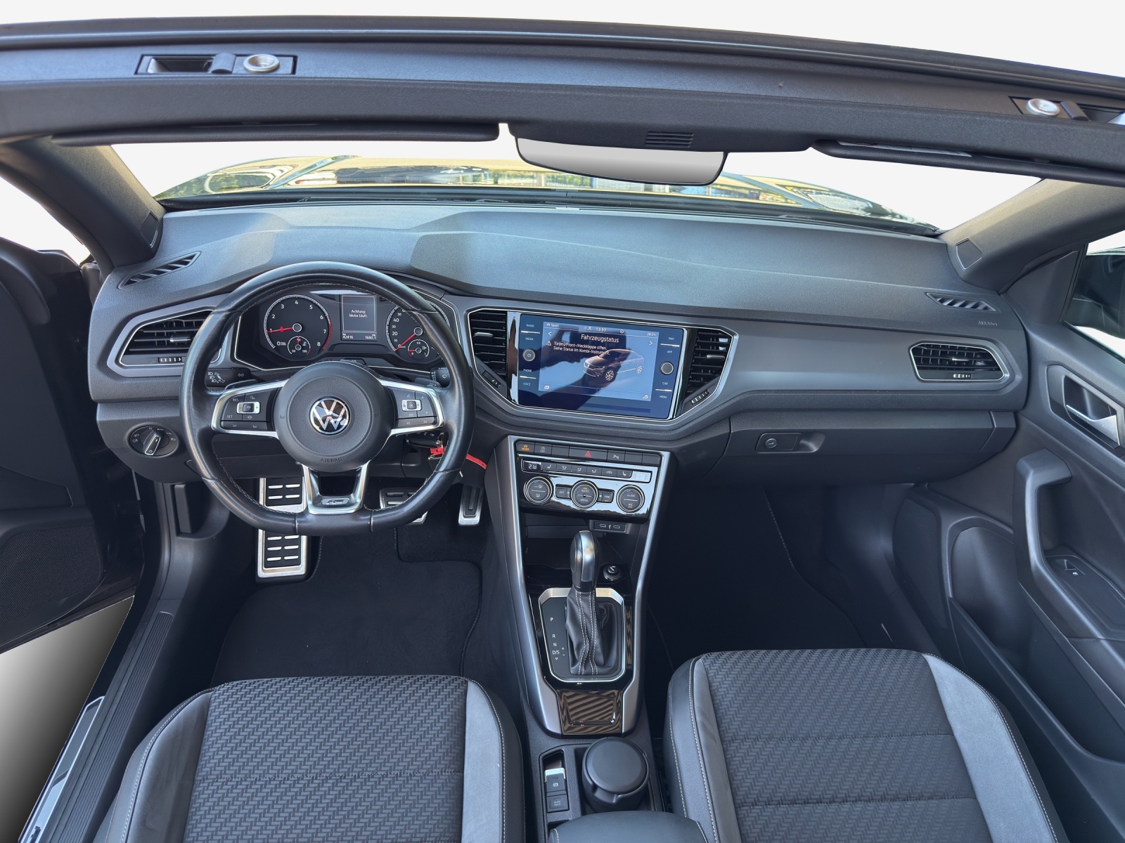 VW T-Roc Cabriolet 1.5 TSI EVO R-Line DSG-image-8