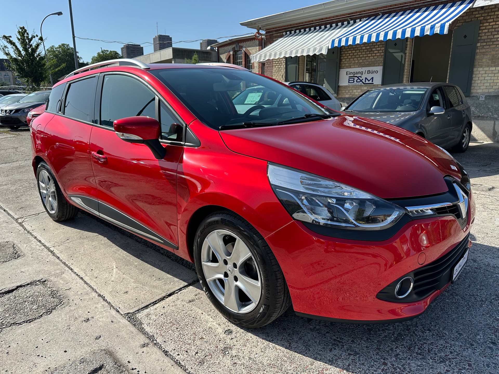 RENAULT Clio Grandtour 1.2 16V T Swiss Edition EDC-image-2