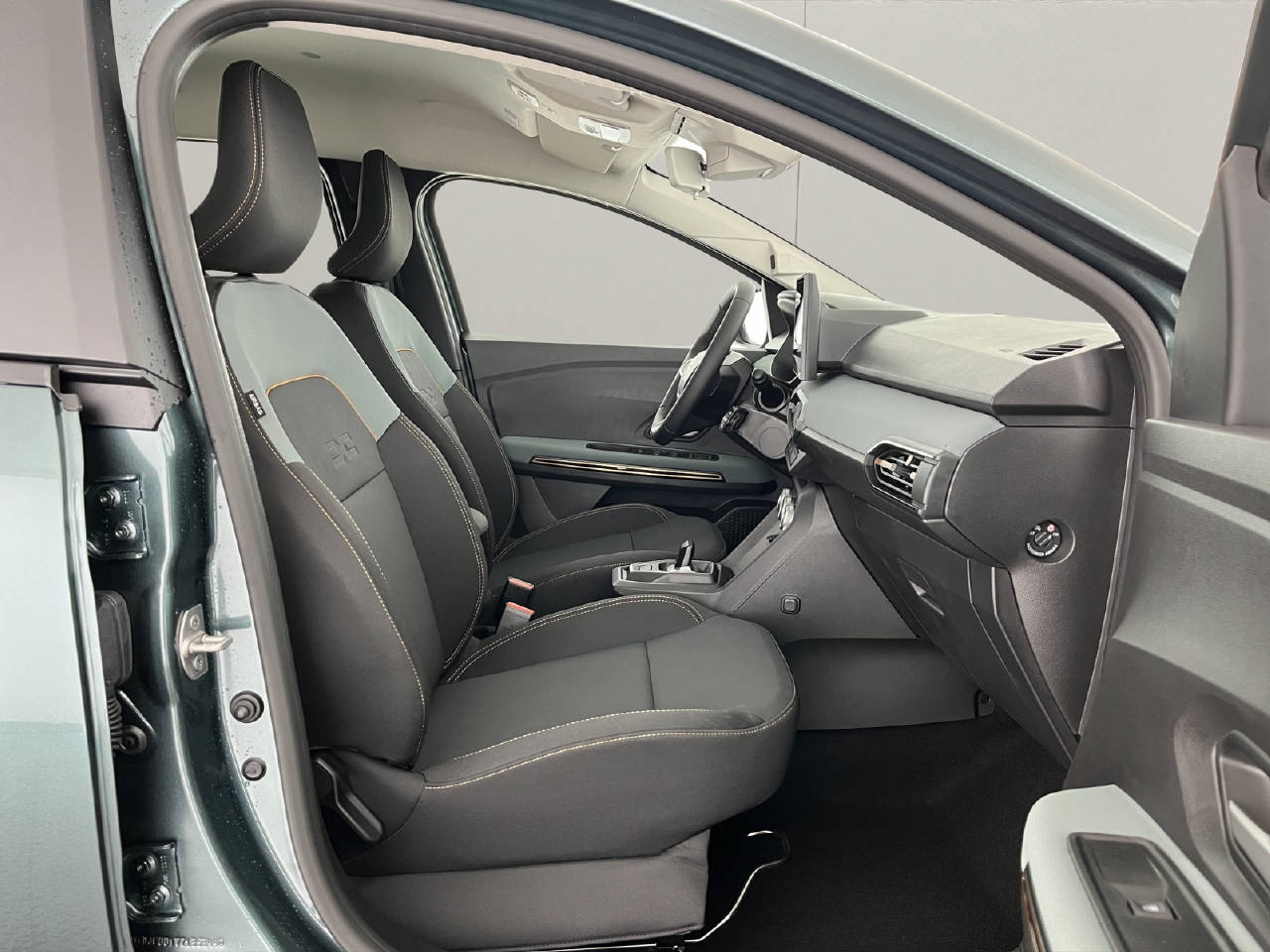 DACIA Jogger 1.8 Hybrid Extreme-image-15