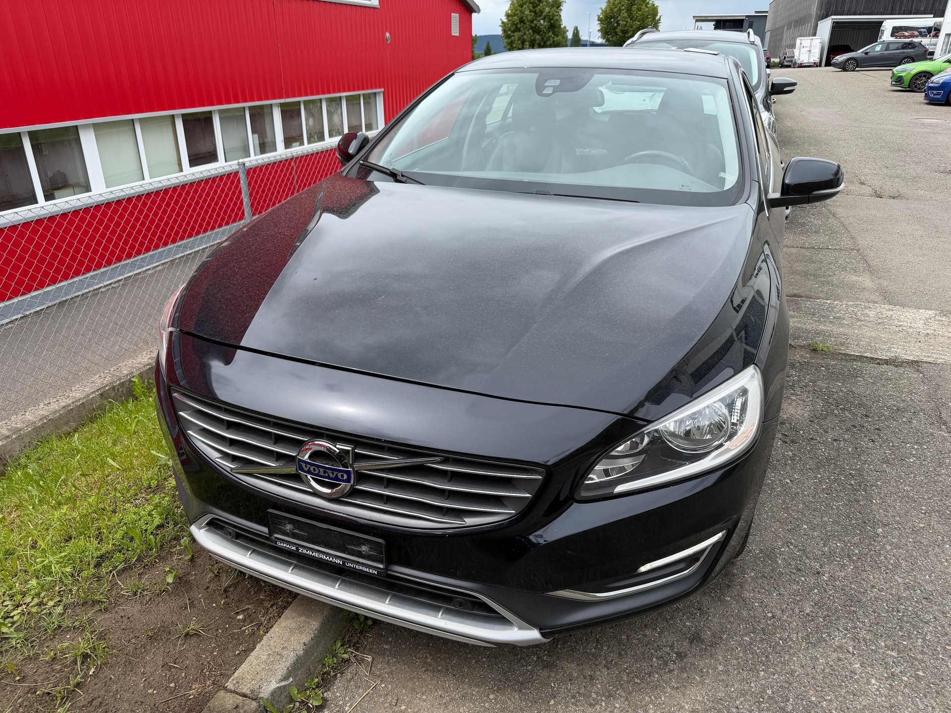 VOLVO V60 2.4 D4 Family Ed. AWD-image-2