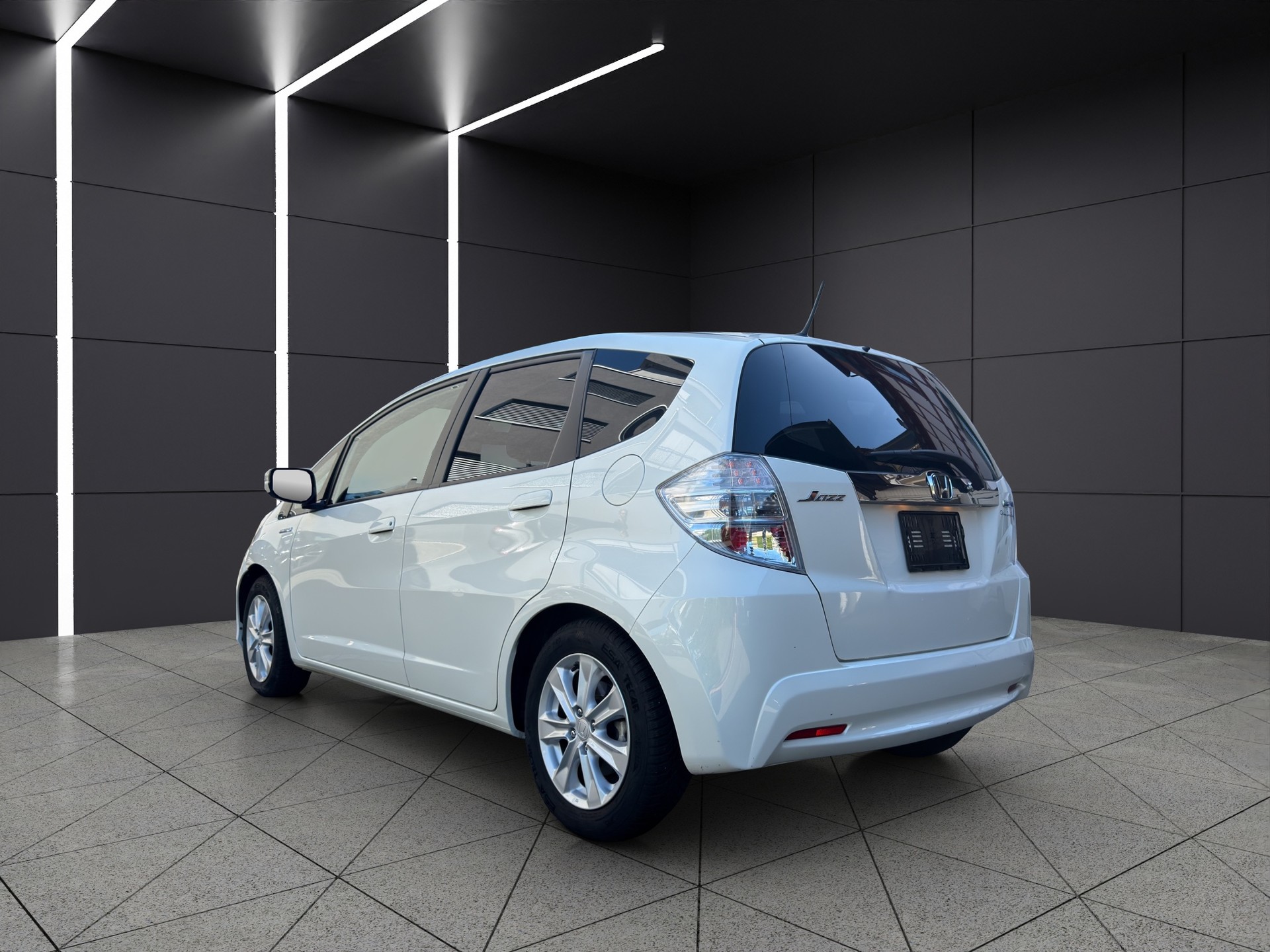 HONDA Jazz 1.3i Hybrid Comfort CVT-image-3