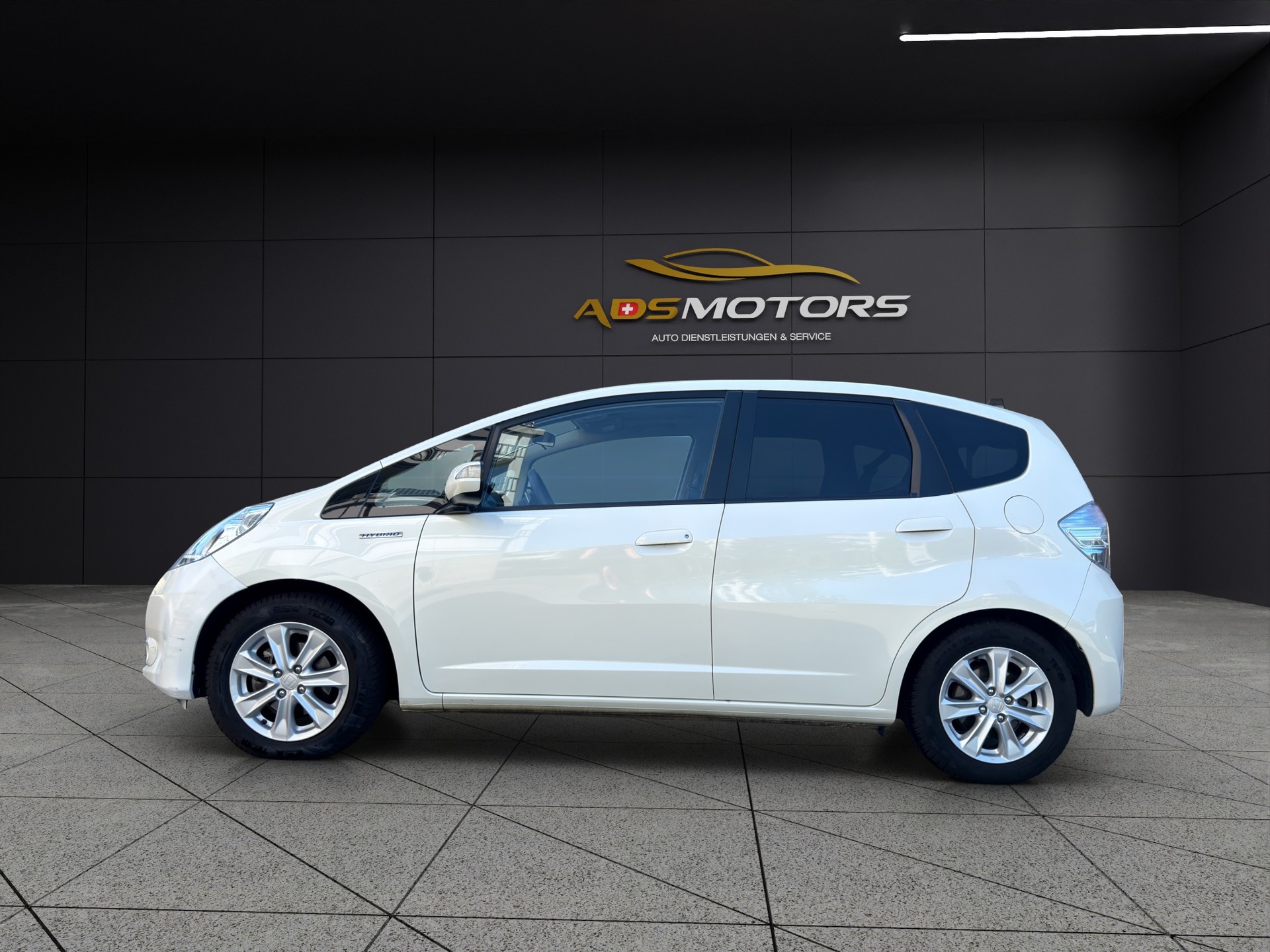 HONDA Jazz 1.3i Hybrid Comfort CVT-image-1