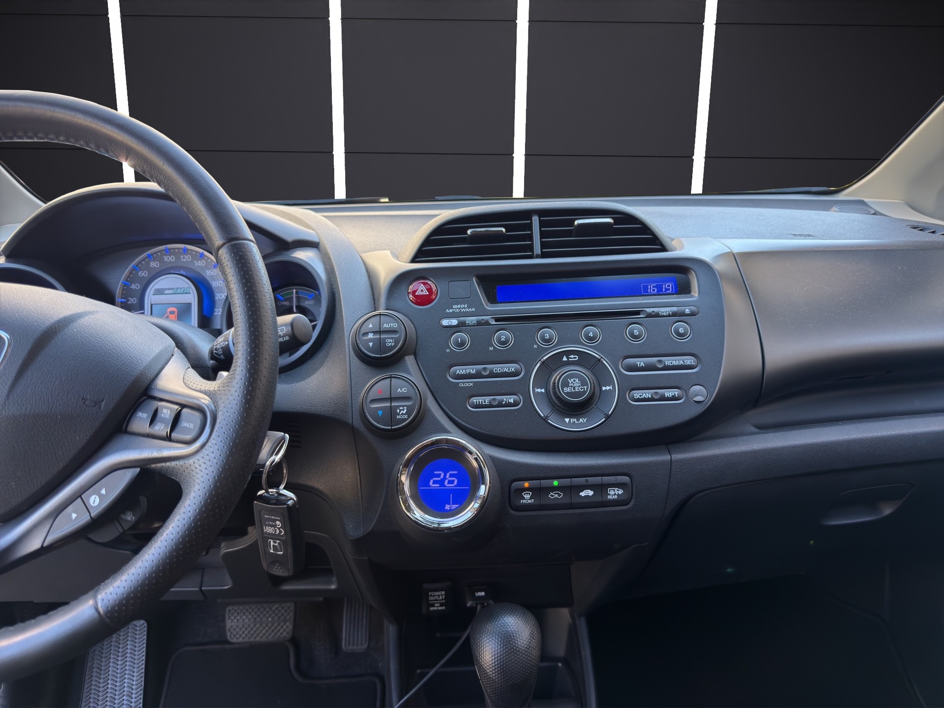 HONDA Jazz 1.3i Hybrid Comfort CVT-image-7