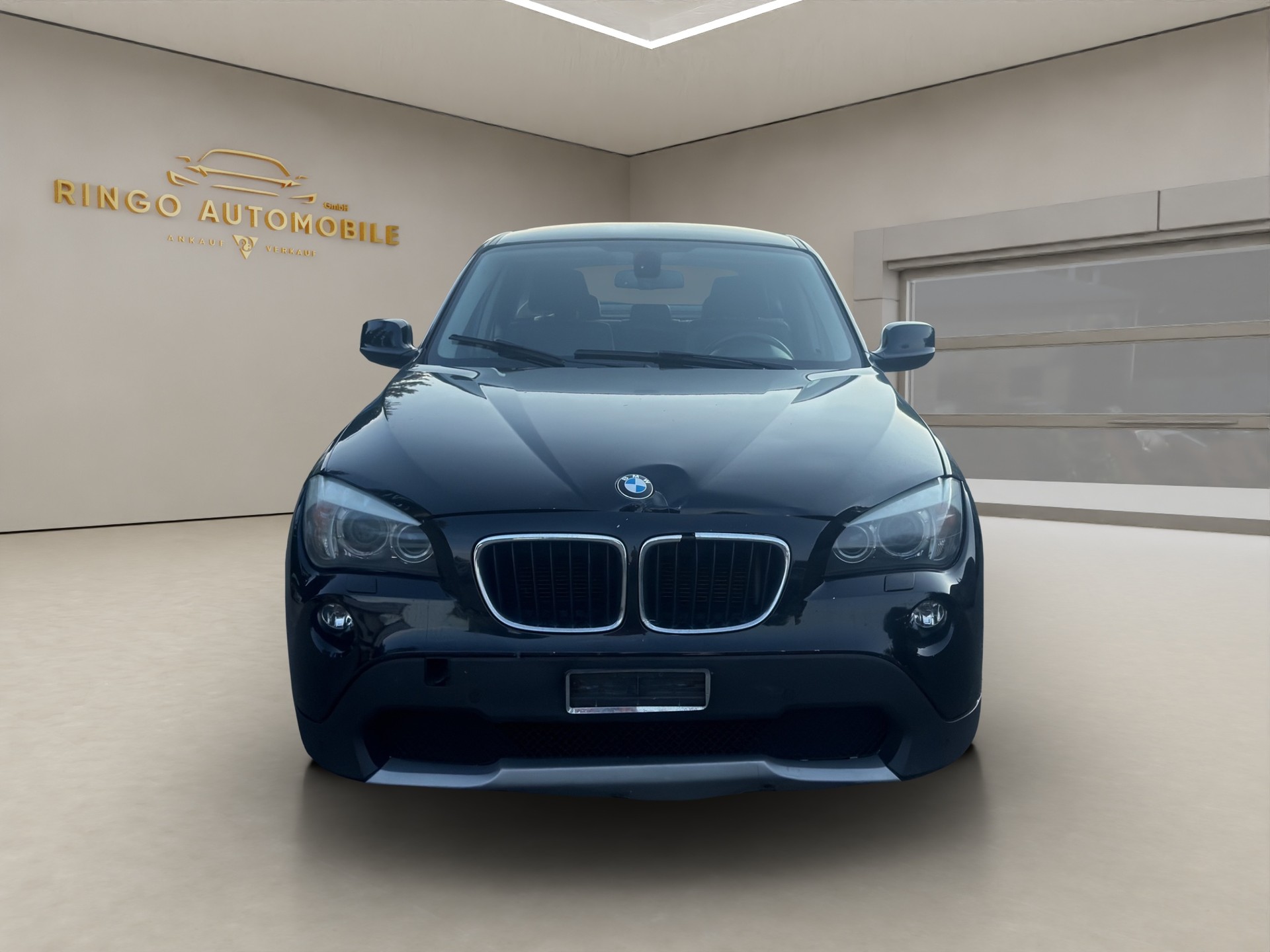 BMW X1 xDrive 18d-image-1