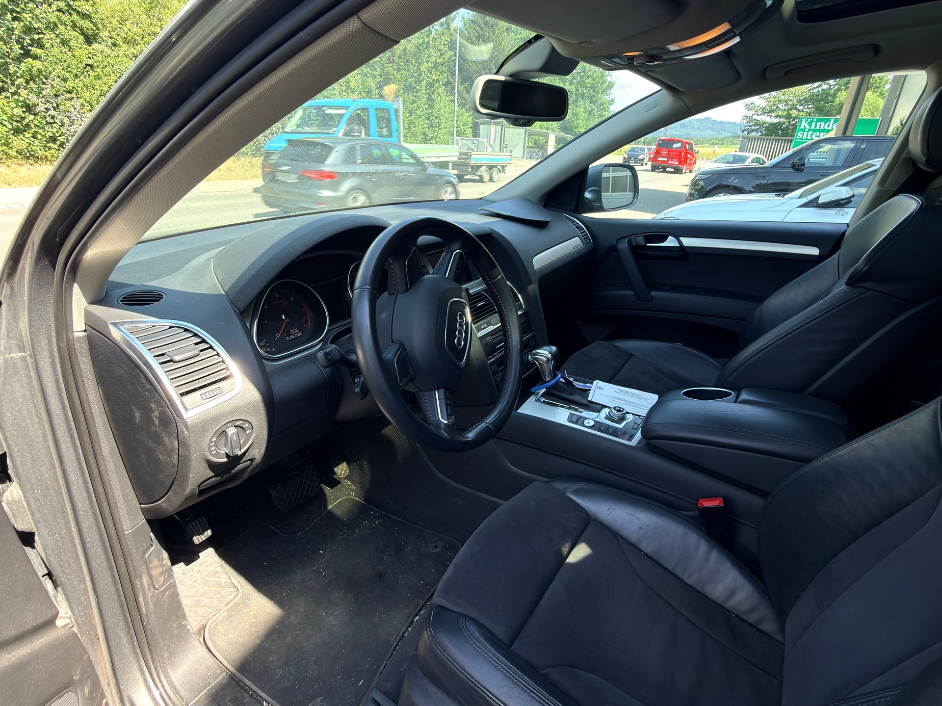 AUDI Q7 3.0 TDI quattro tiptronic-image-1
