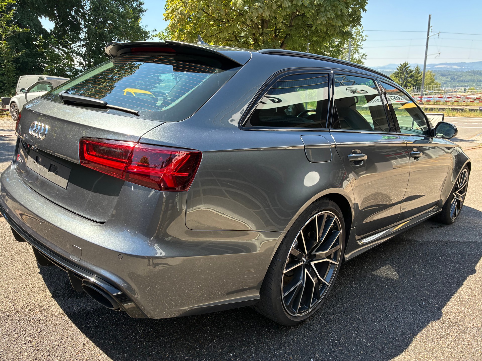 AUDI RS6 Avant 4.0 TFSI V8 performance quattro-image-4