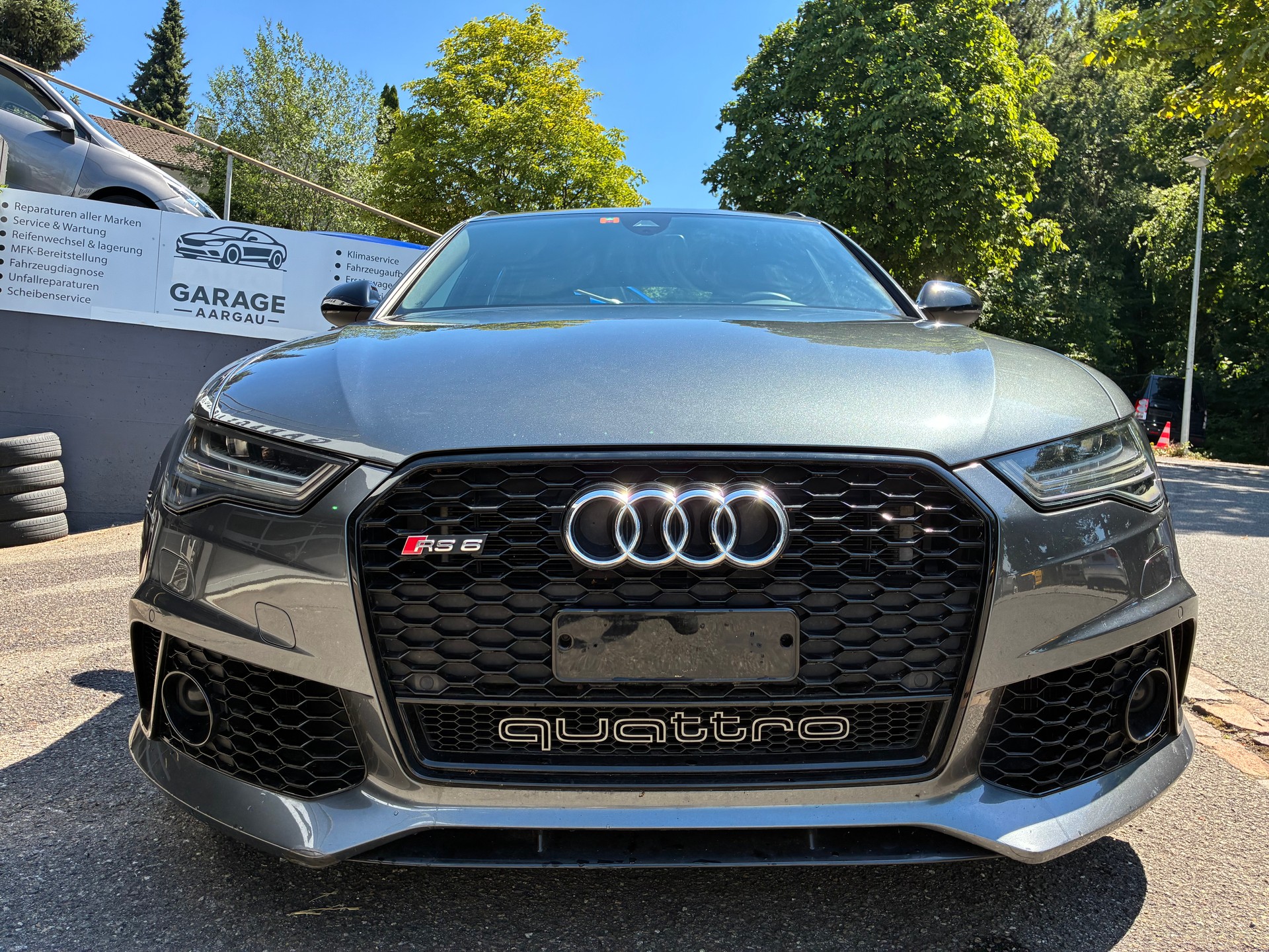 AUDI RS6 Avant 4.0 TFSI V8 performance quattro-image-1