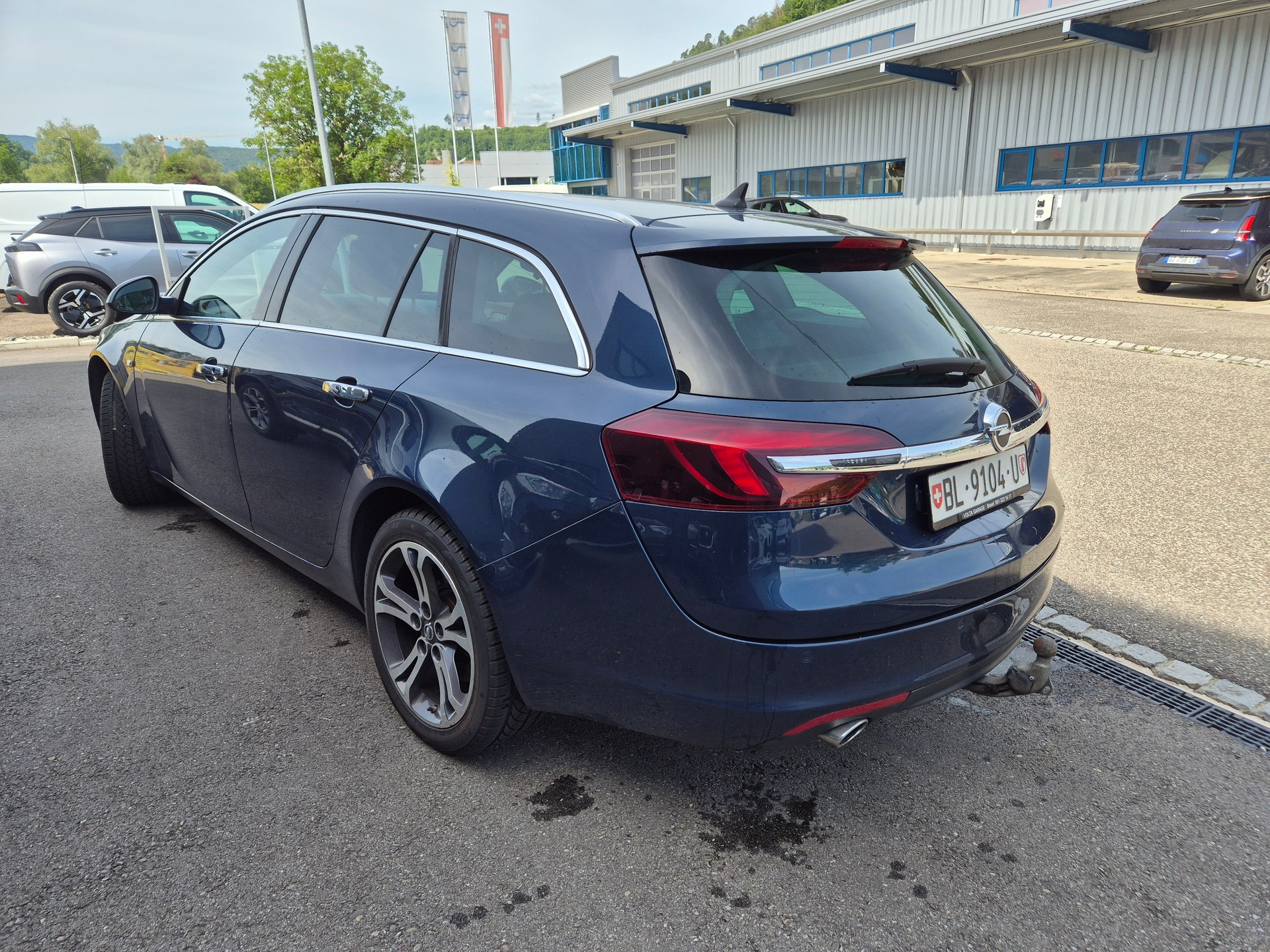 OPEL Insignia Sports Tourer 2.0 CDTI Cosmo Automatic-image-3