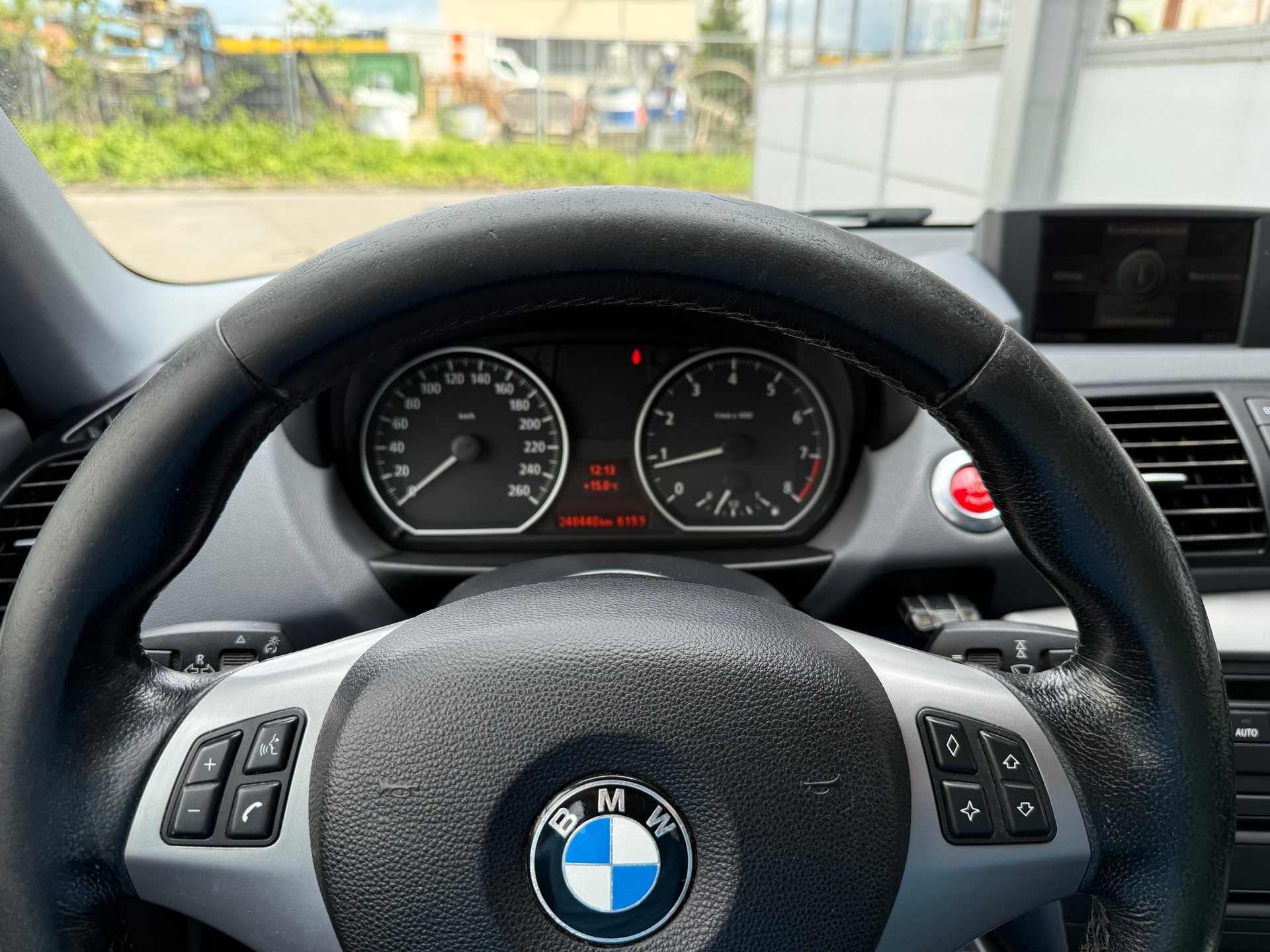 BMW 130i *Frisch ab MFK *CH Fahrzeug *Anlasser neu *Simmering neu *Klimatisierungsautomatik *Tempomat *Sitzheizung-image-10