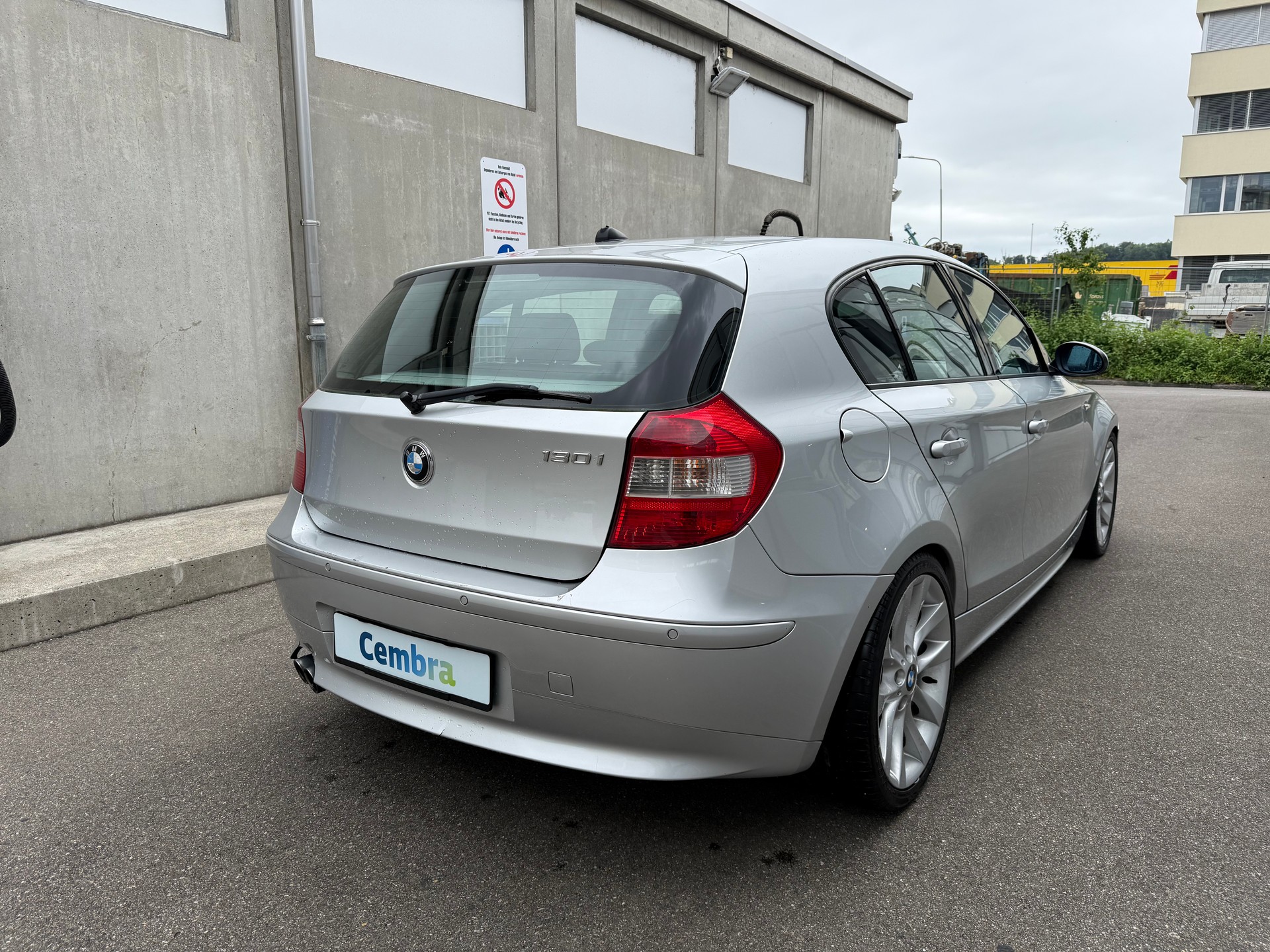 BMW 130i *Frisch ab MFK *CH Fahrzeug *Anlasser neu *Simmering neu *Klimatisierungsautomatik *Tempomat *Sitzheizung-image-3