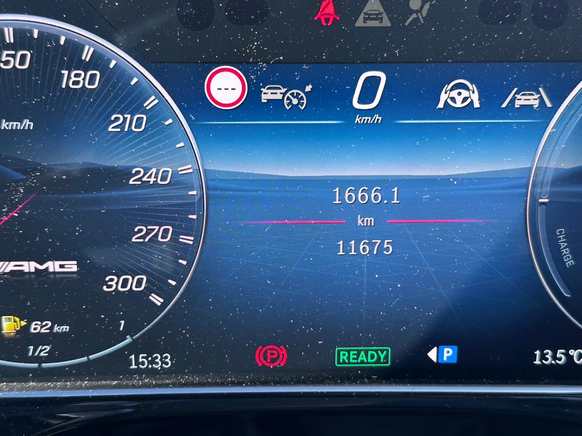 MERCEDES-BENZ E 53 Hybrid AMG 4matic+-image-15