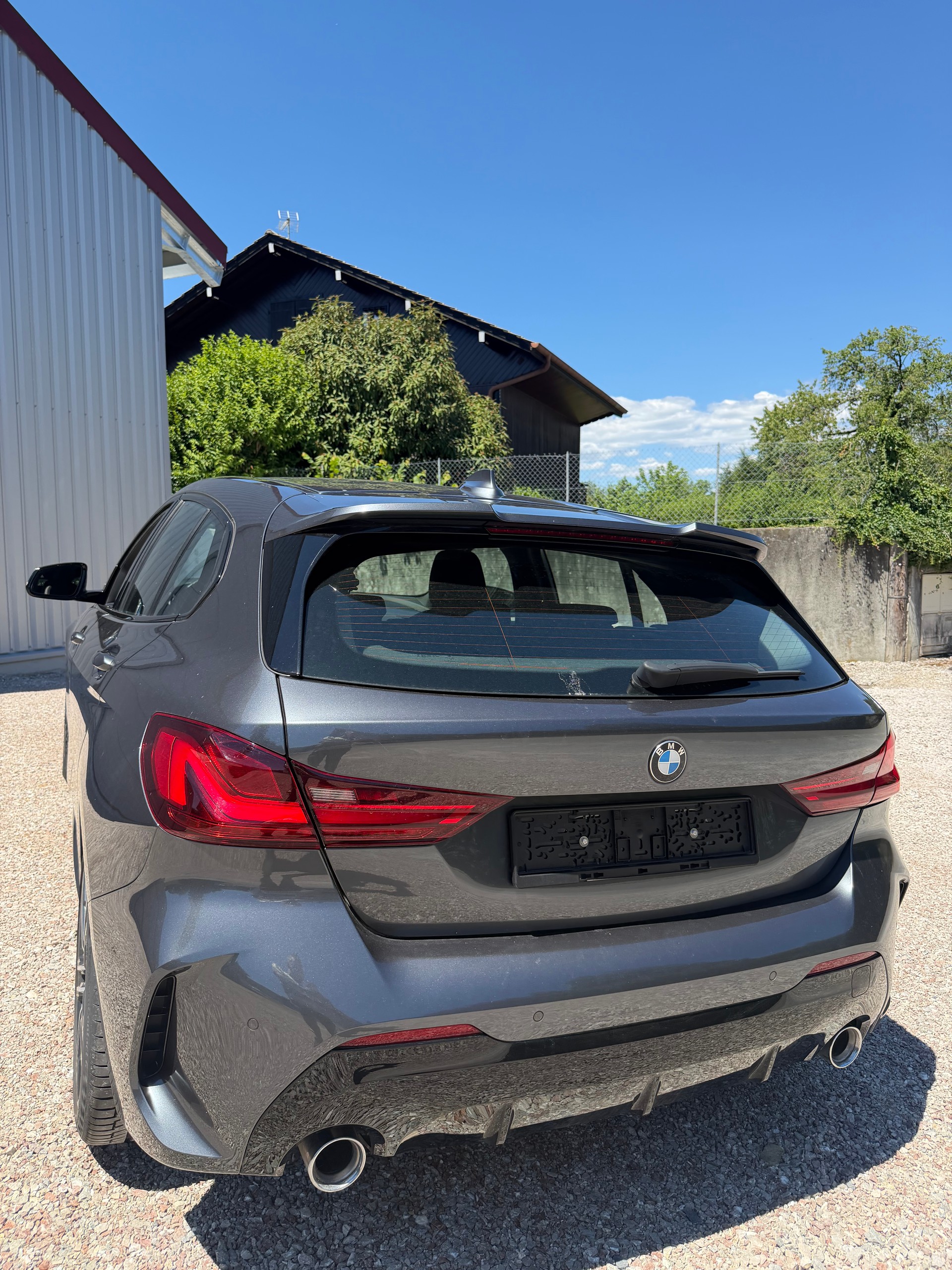 BMW 120d xDrive pack m-image-3