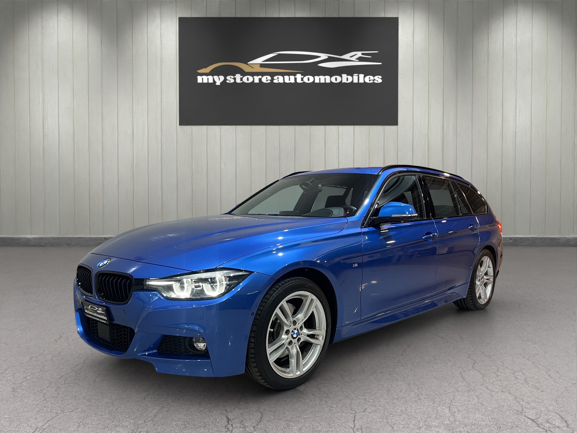 BMW 330i xDrive Touring Edition M Sport Steptronic-image-3