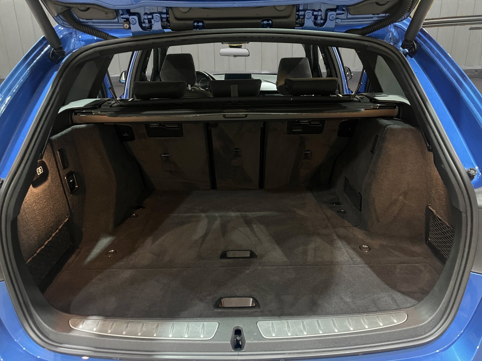 BMW 330i xDrive Touring Edition M Sport Steptronic-image-20