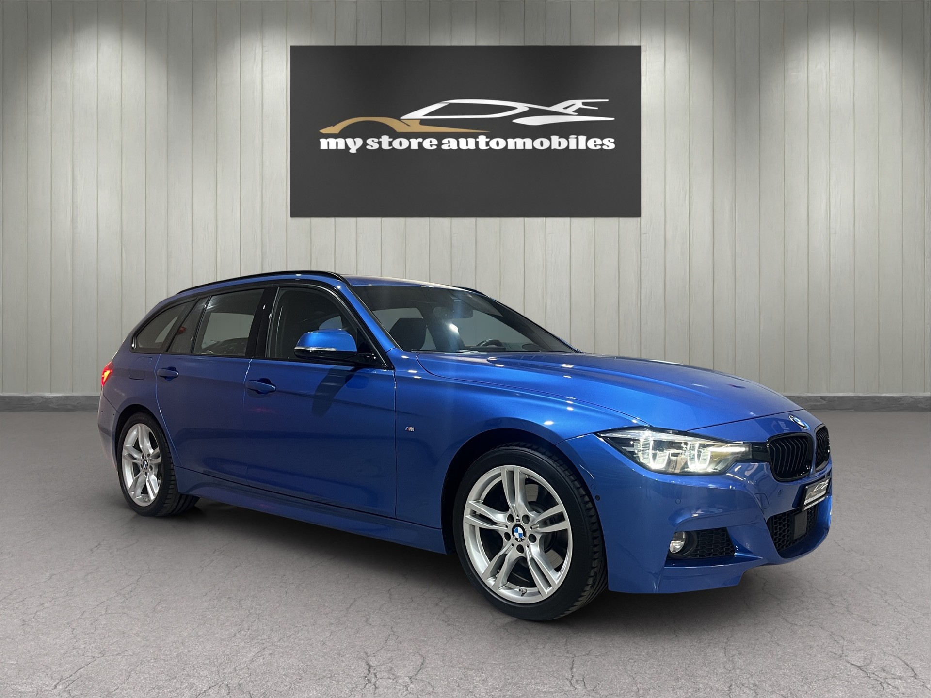 BMW 330i xDrive Touring Edition M Sport Steptronic-image-1