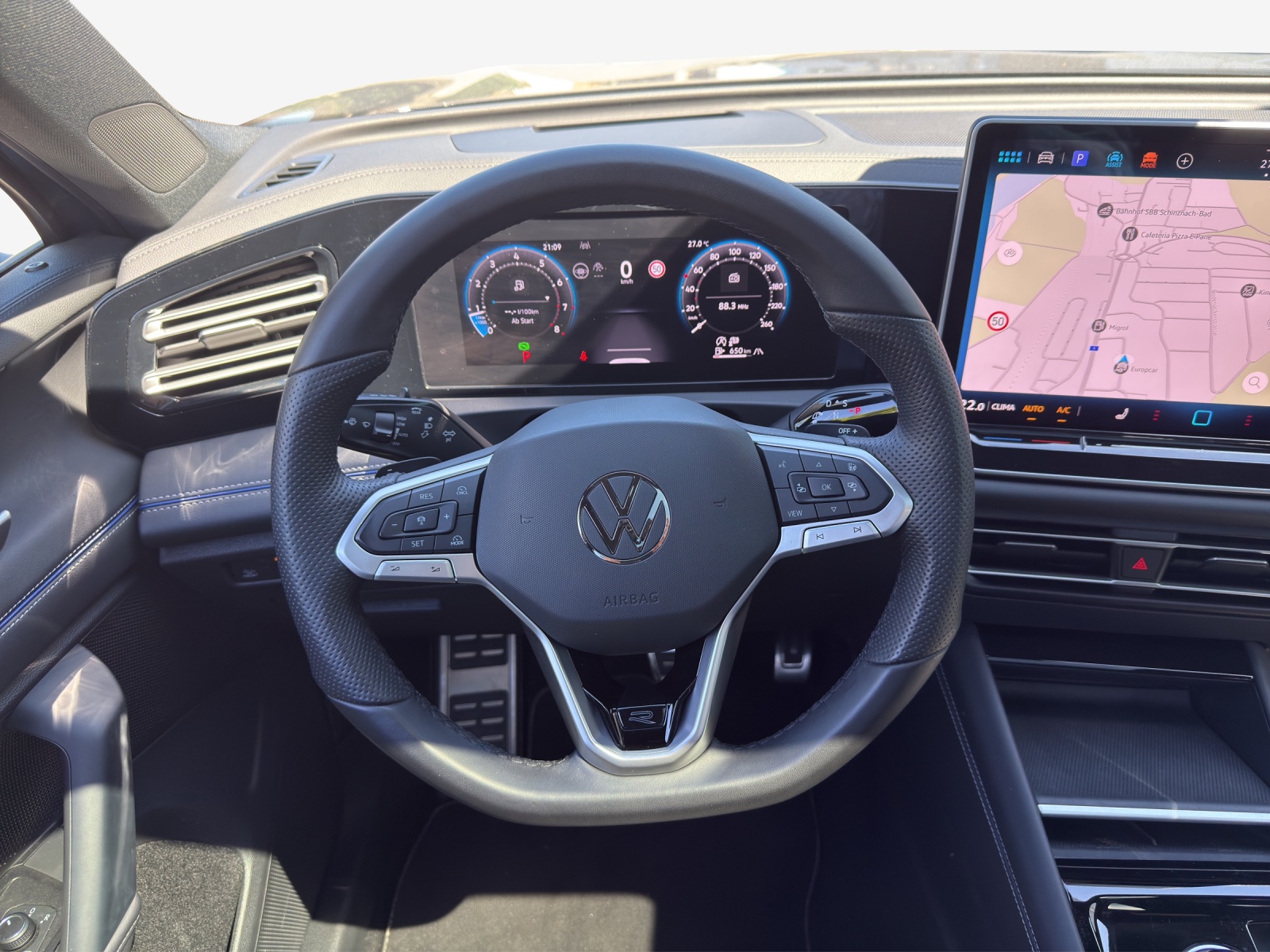 VW Tiguan 2.0 TSI DSG R-Line 4Motion-image-9