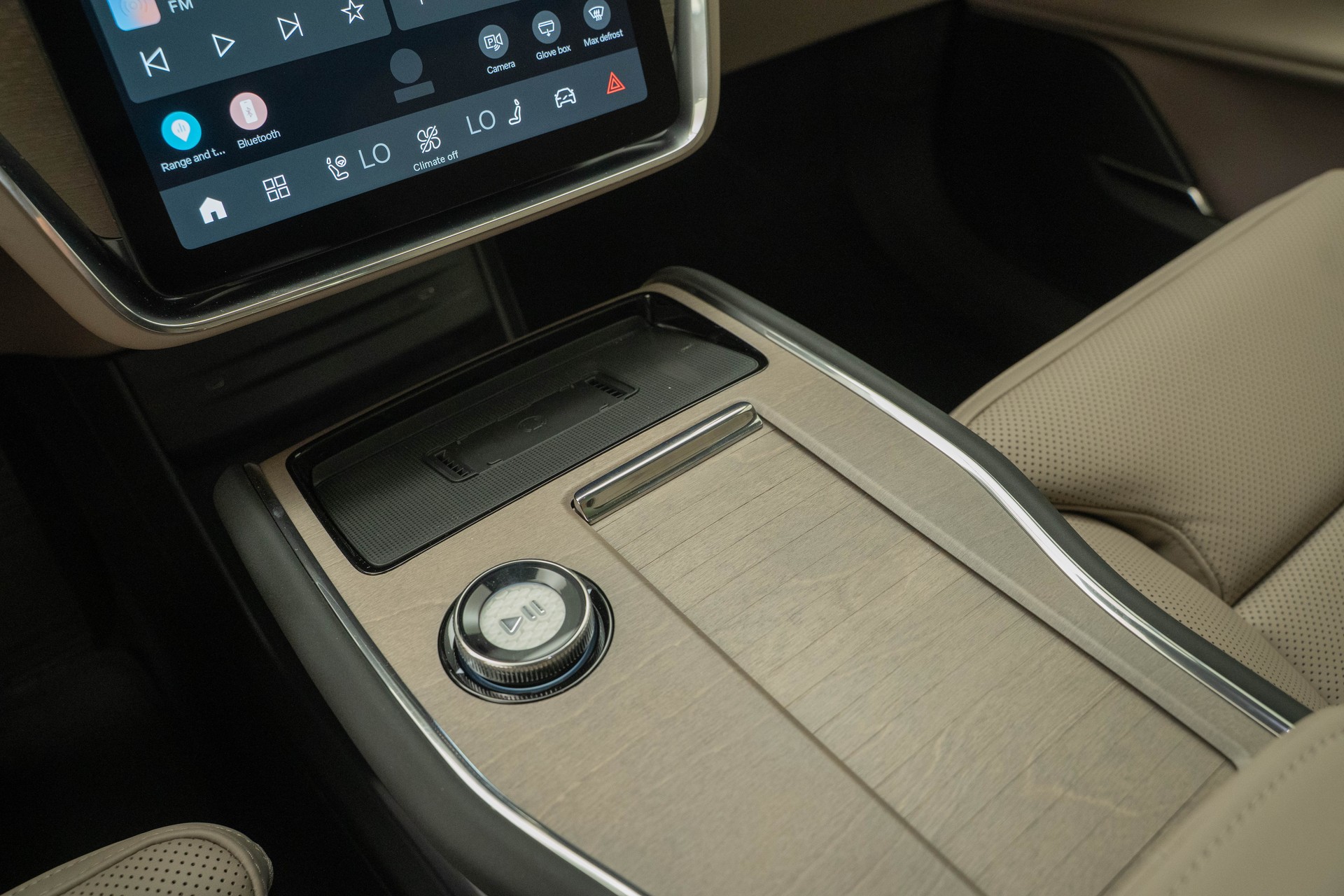 VOLVO EX90 Twin Ultra AWD-image-11