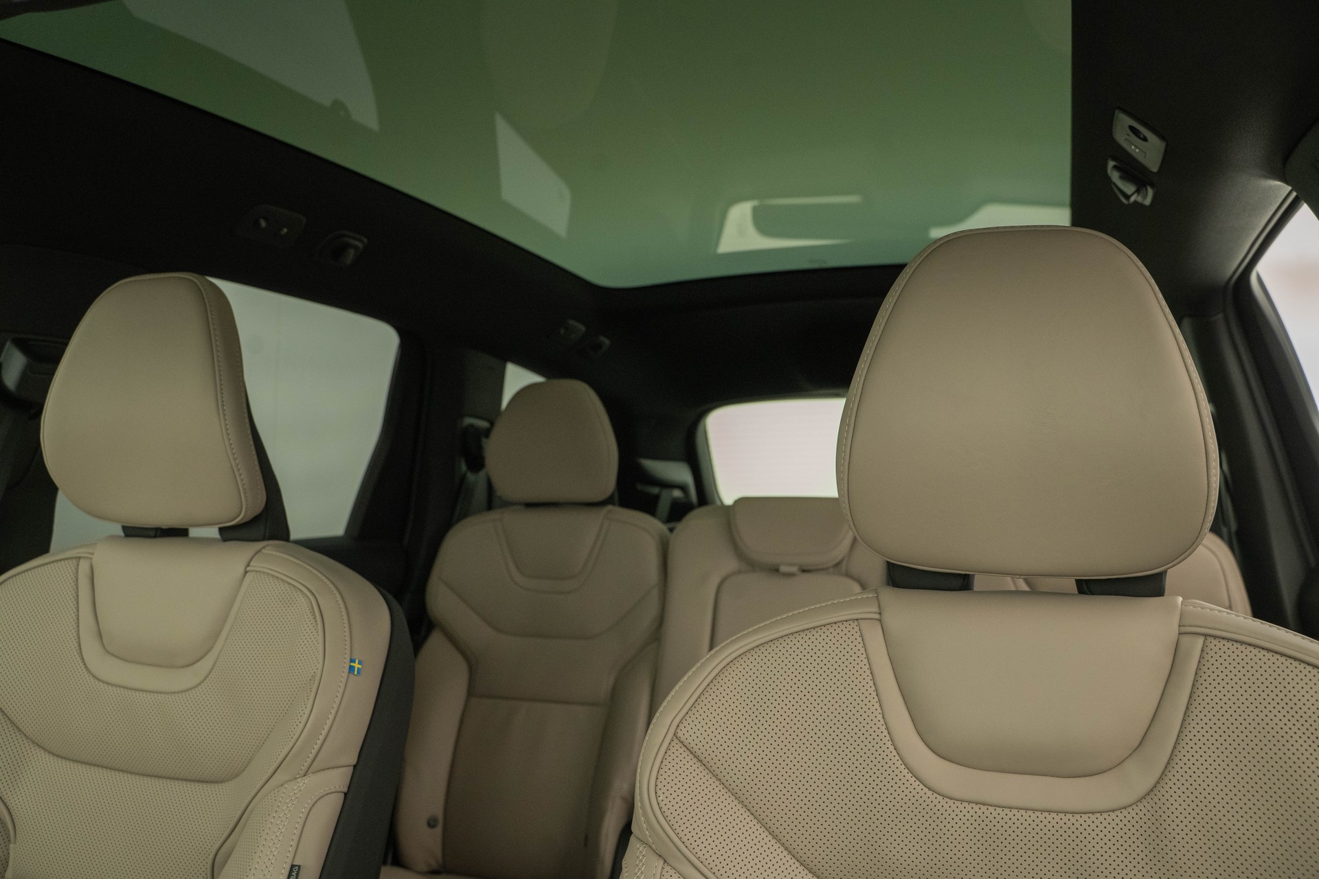 VOLVO EX90 Twin Ultra AWD-image-9
