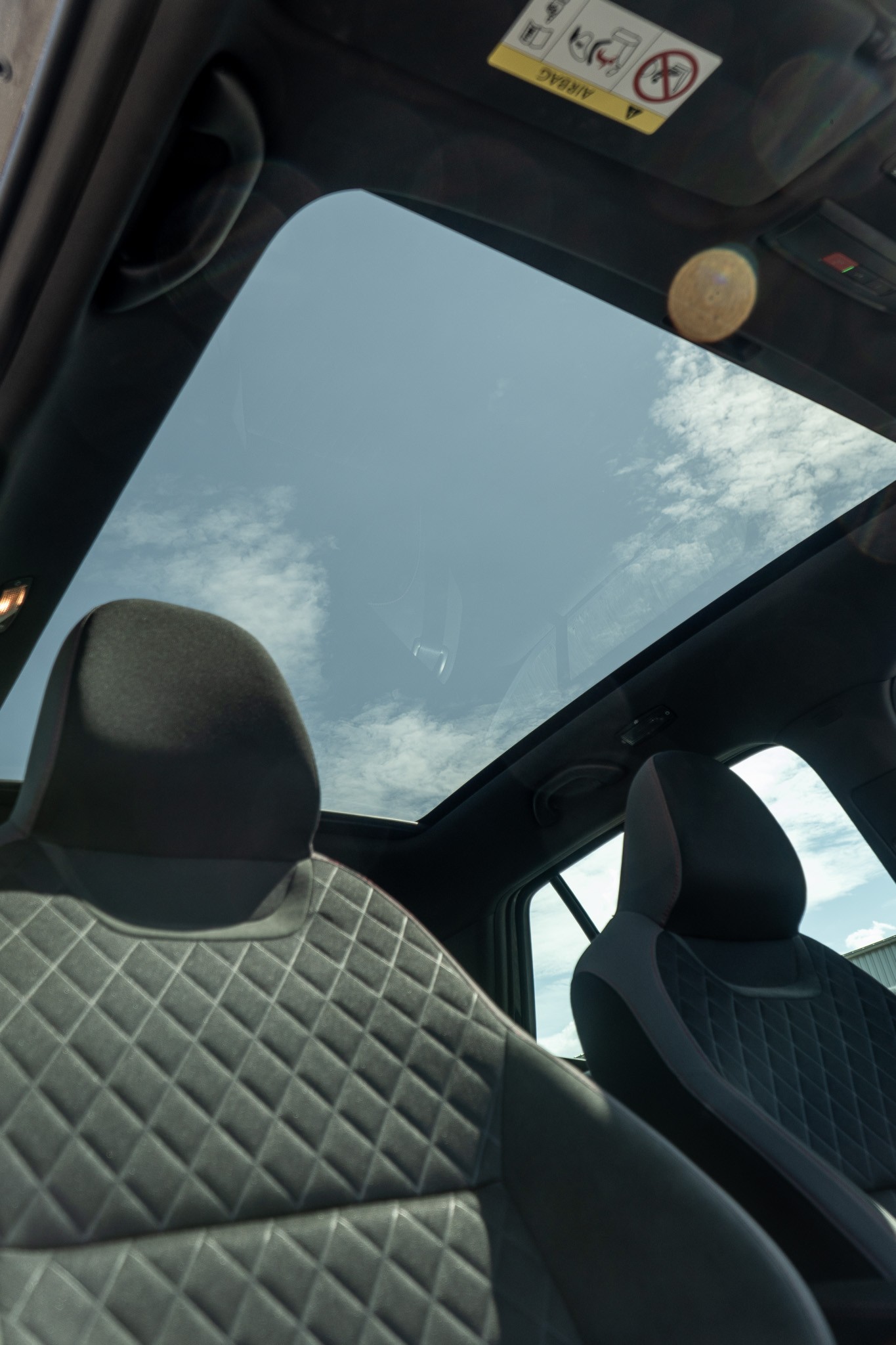 SKODA Fabia 1.0 TSI Monte Carlo DSG-image-15