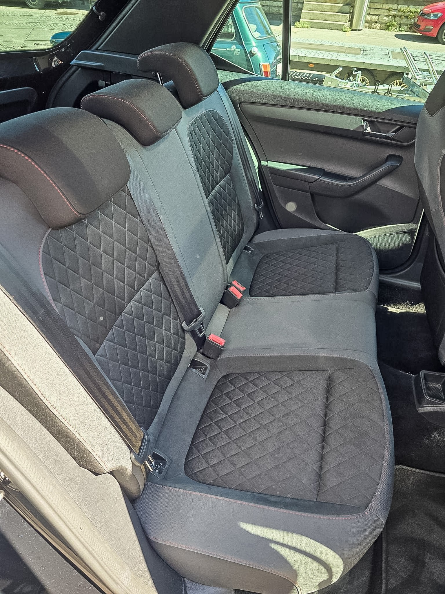 SKODA Fabia 1.0 TSI Monte Carlo DSG-image-12