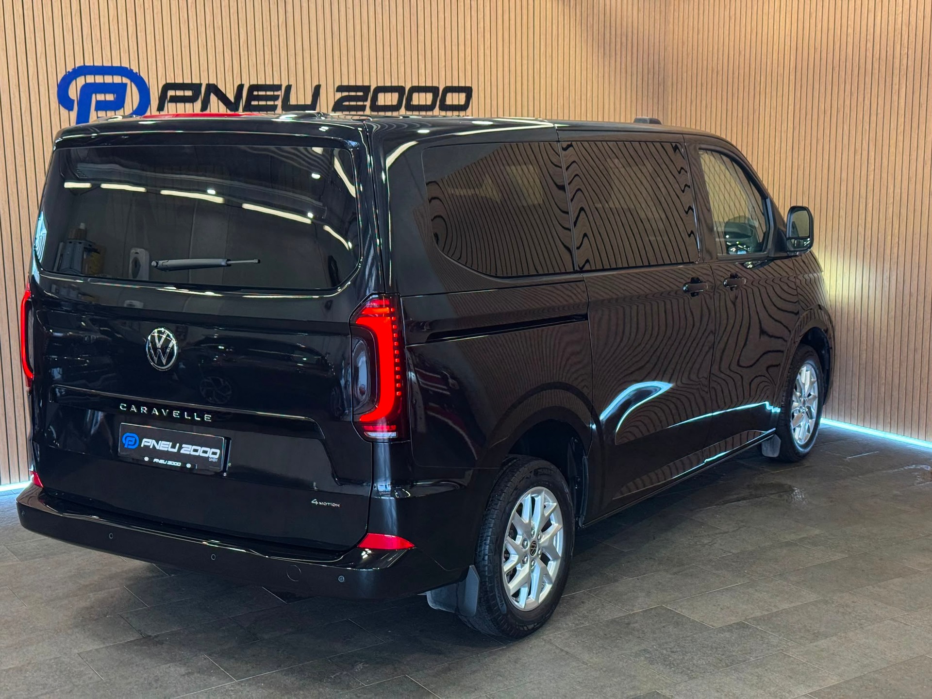 VW Caravelle 2.0 TDI Style Aut.8 4 Motion-image-5
