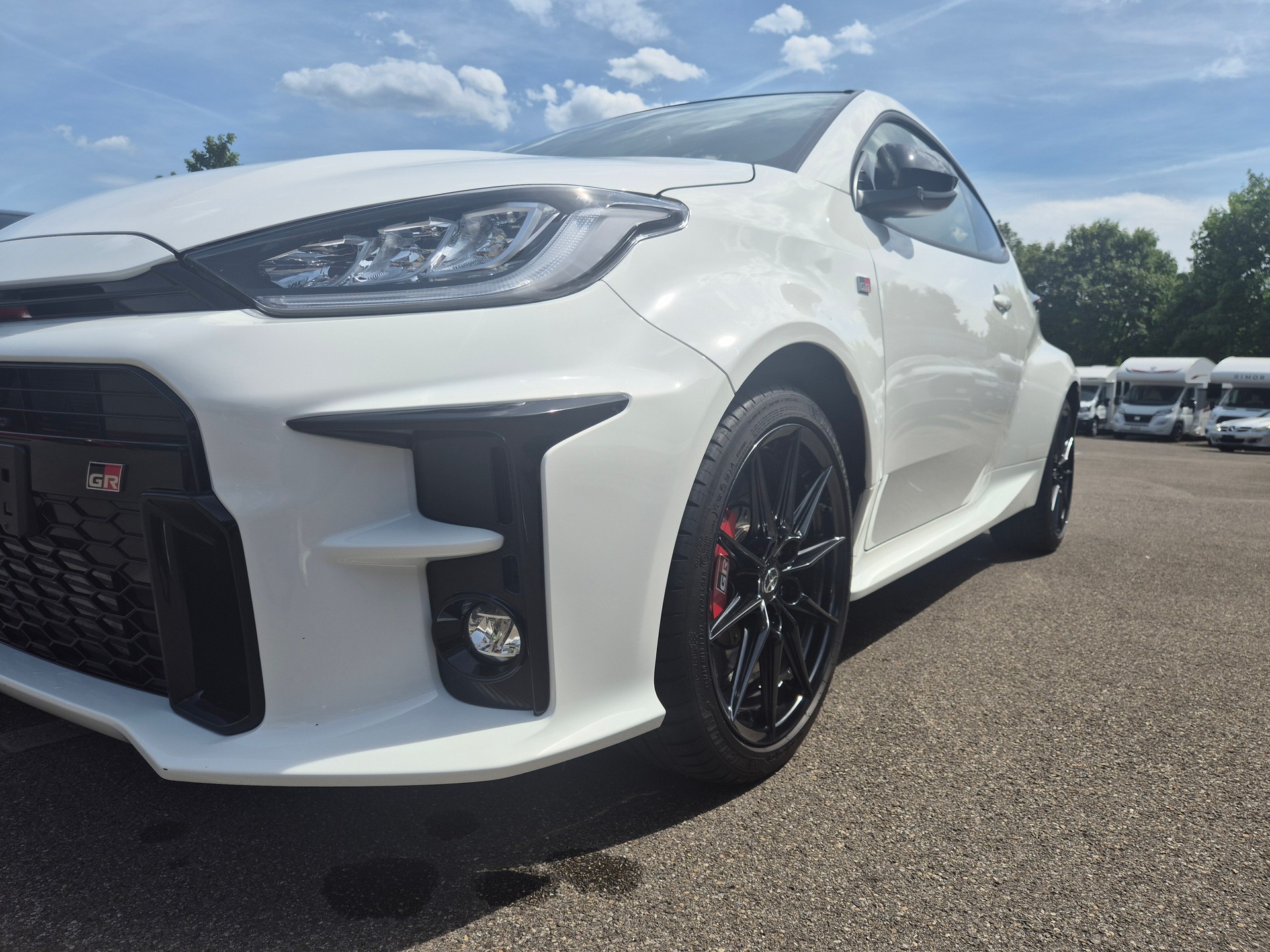 TOYOTA Yaris 1.6 GR Sport-image-10