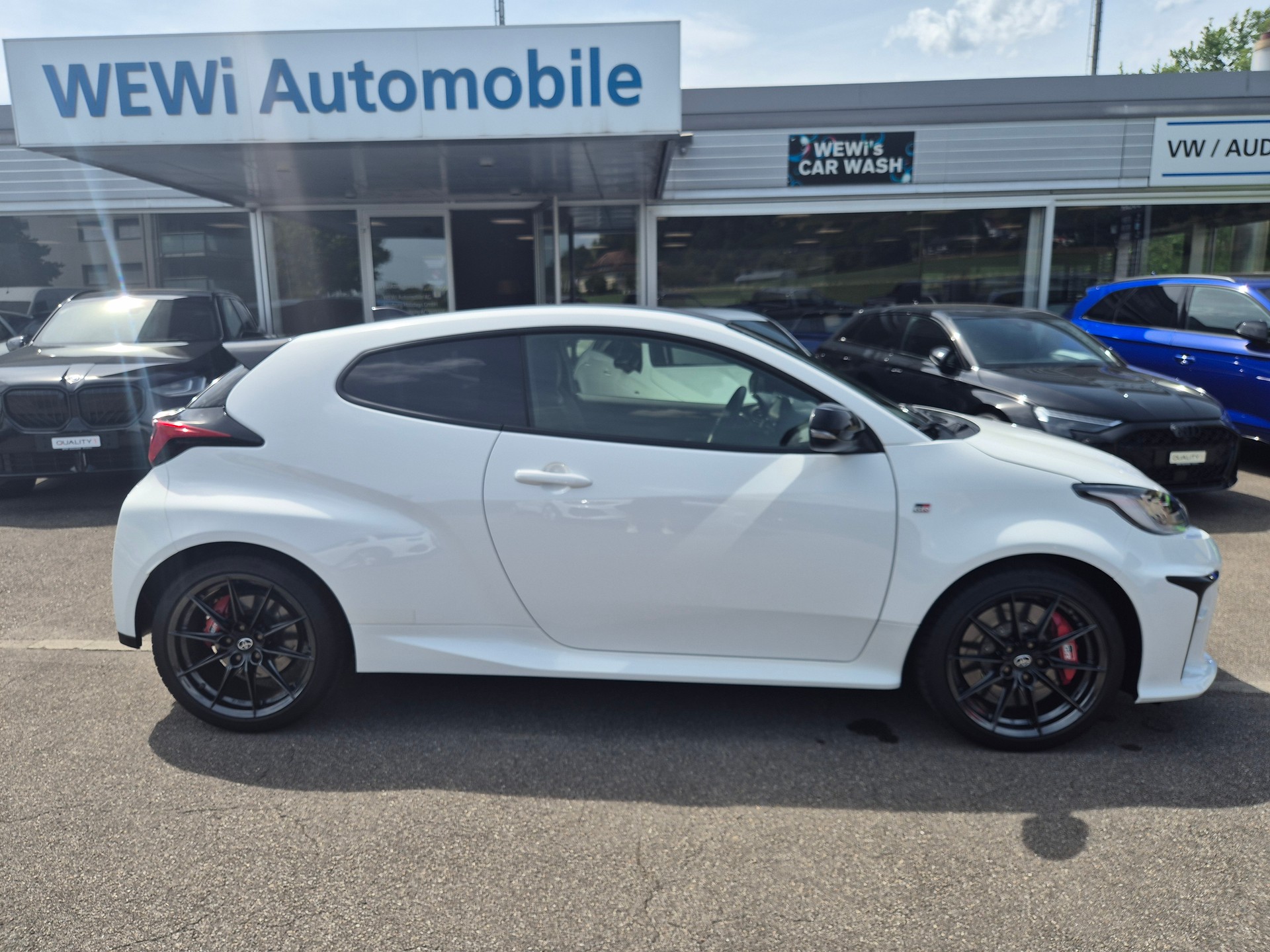 TOYOTA Yaris 1.6 GR Sport-image-3