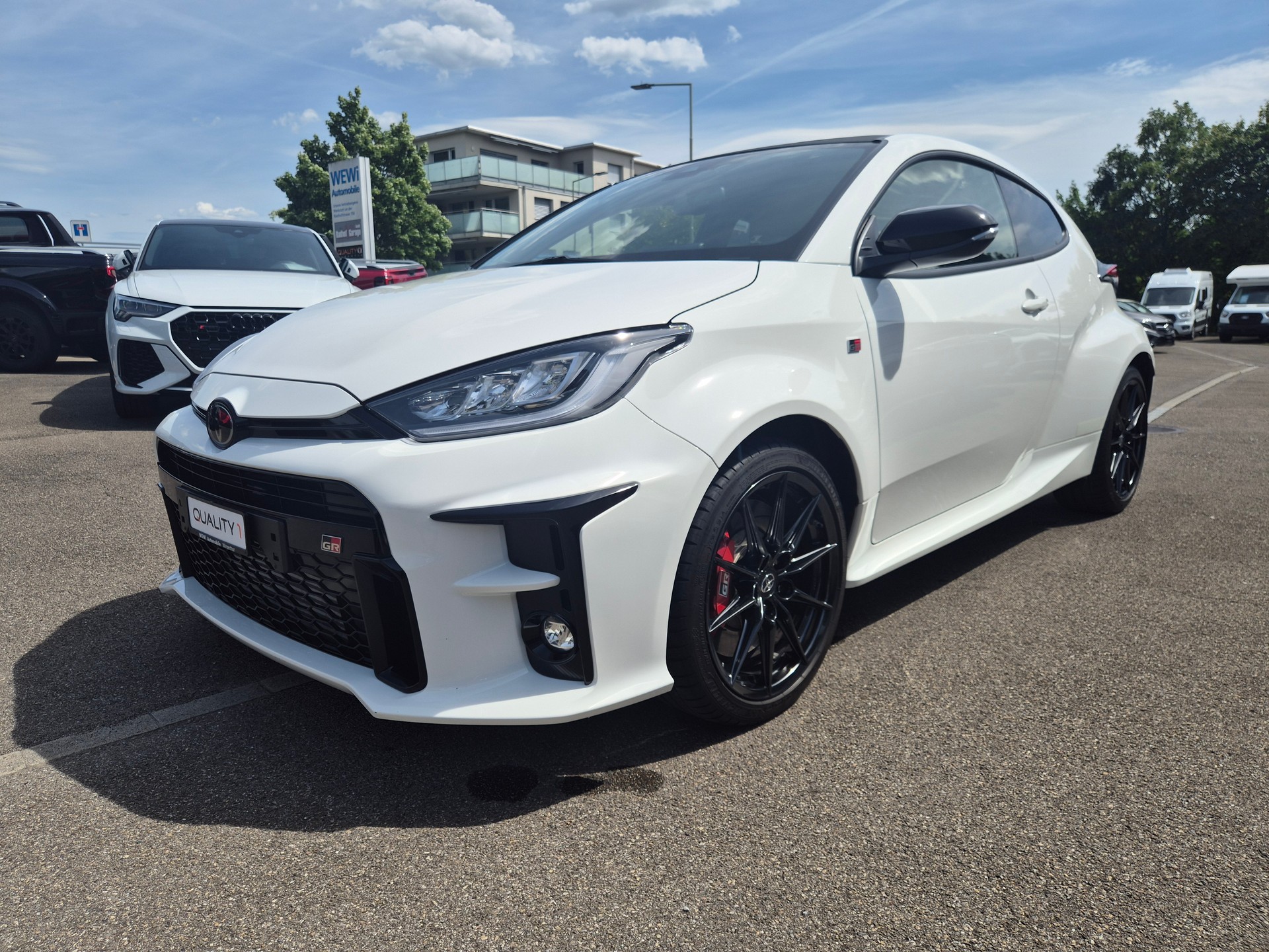 TOYOTA Yaris 1.6 GR Sport-image-8