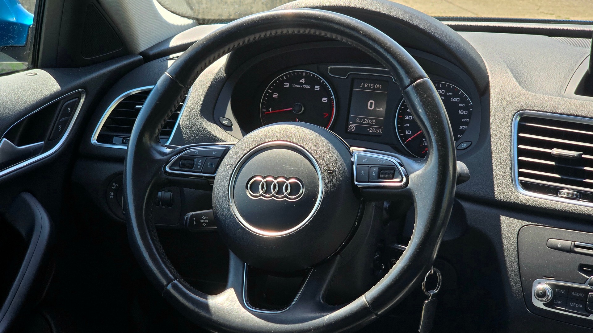 AUDI Q3 1.4 TFSI ultra sport-image-11