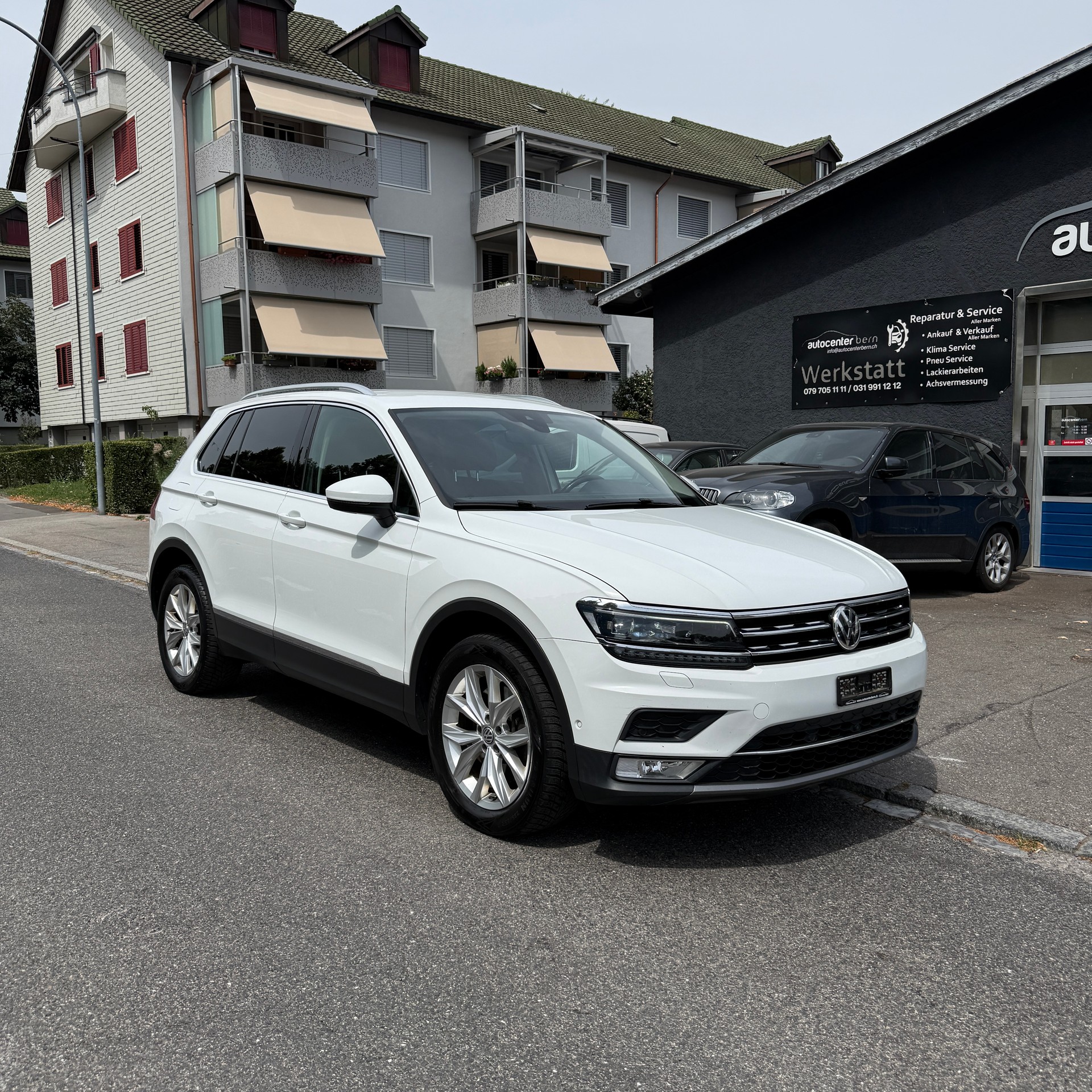 VW Tiguan 2.0 TDI SCR Highline 4Motion DSG-image-0
