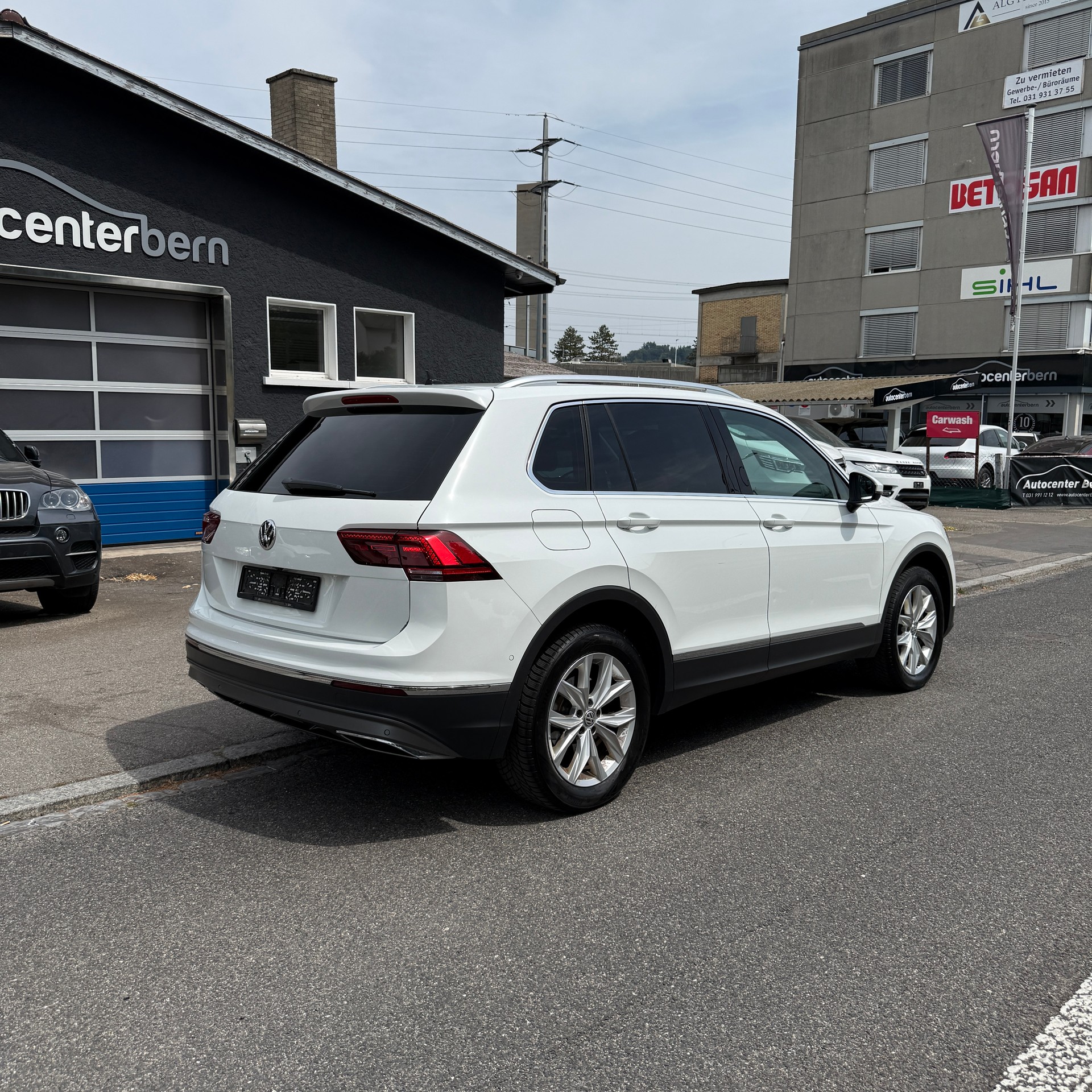 VW Tiguan 2.0 TDI SCR Highline 4Motion DSG-image-6