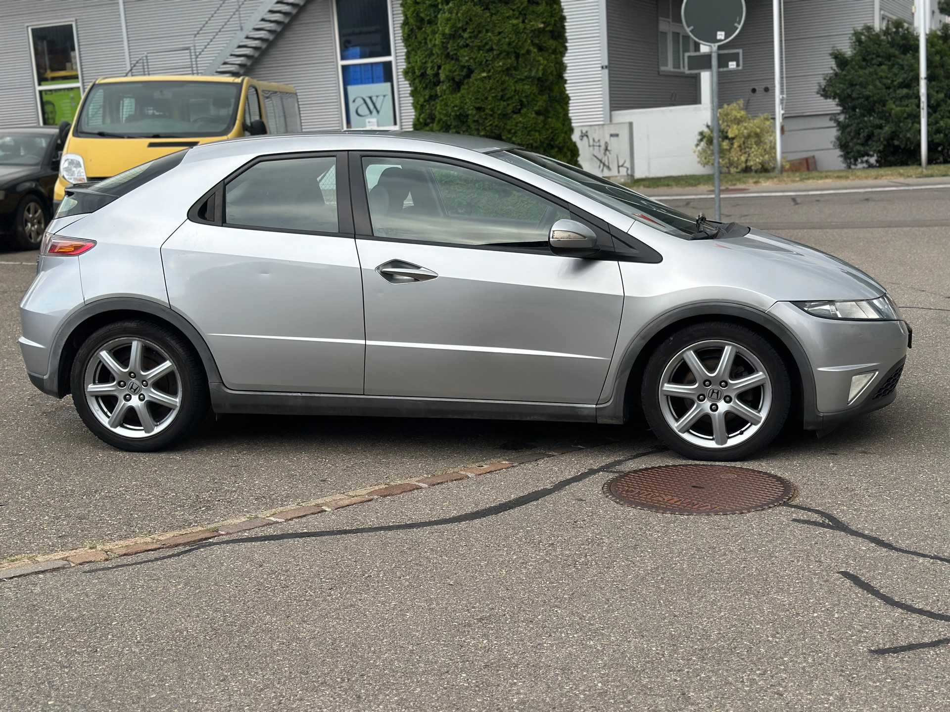 HONDA Civic 1.8i-image-4