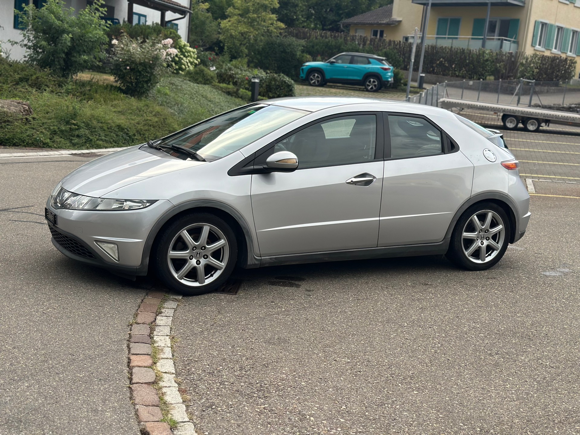 HONDA Civic 1.8i-image-1