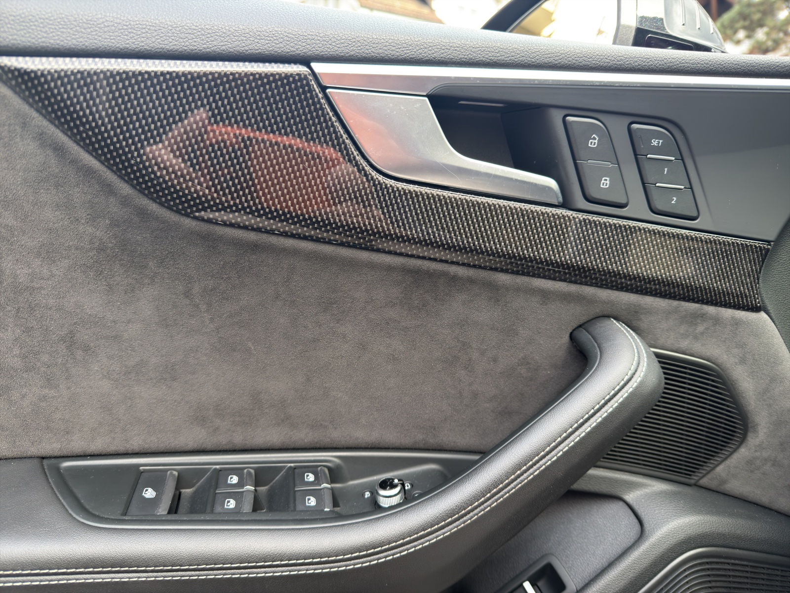 AUDI S5 Cabriolet 3.0 TFSI quattro tiptronic-image-15