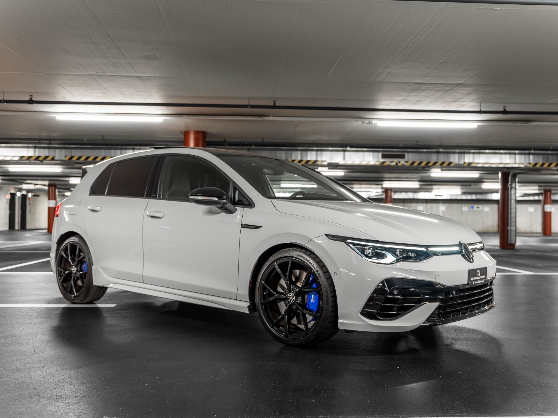 VW Golf 2.0 TSI R DSG 4Motion-image-13