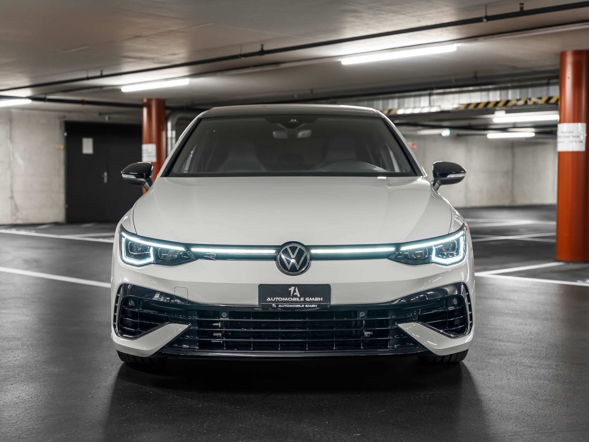 VW Golf 2.0 TSI R DSG 4Motion-image-14