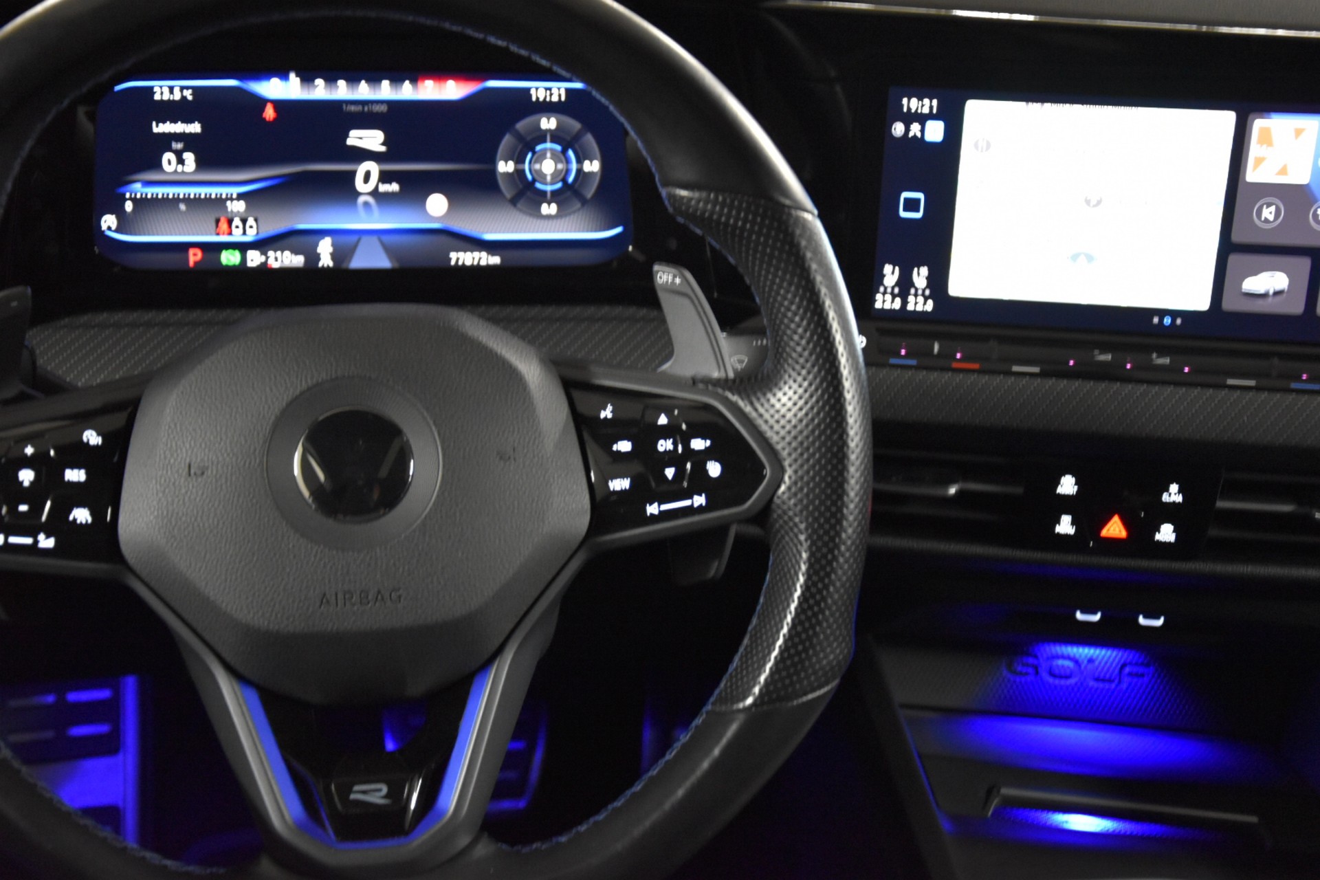 VW Golf 2.0 TSI R DSG 4Motion-image-17