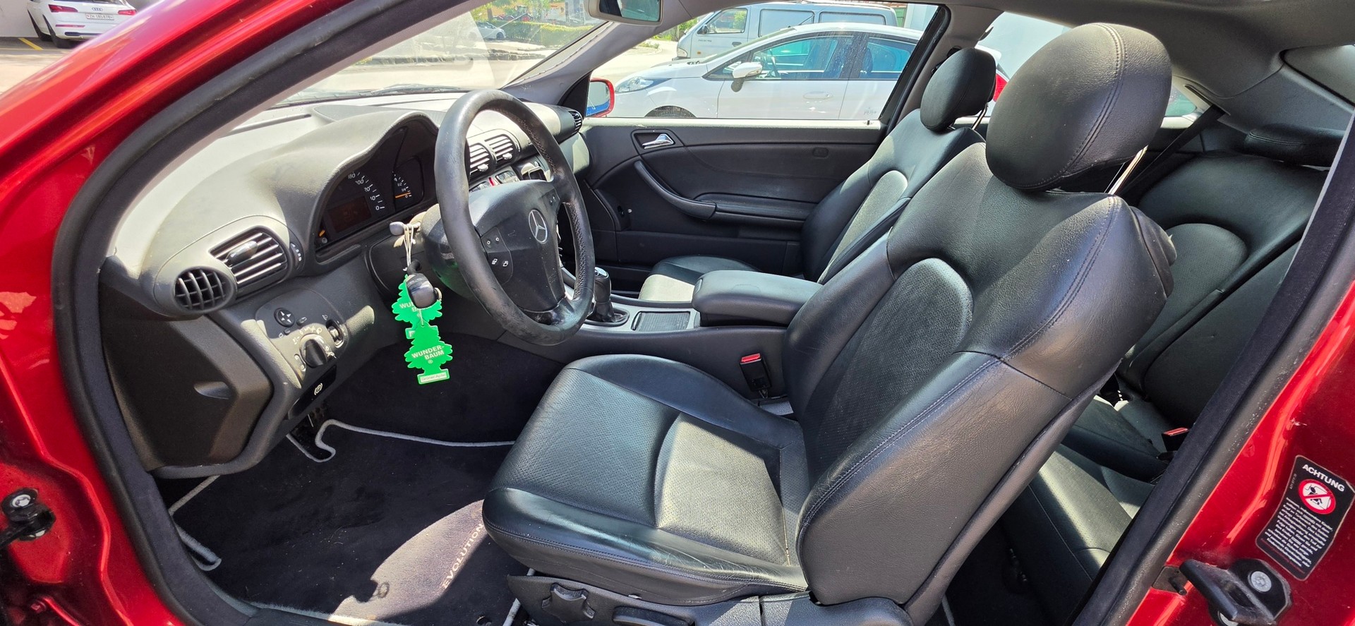 MERCEDES-BENZ C 200 Kompressor-image-12