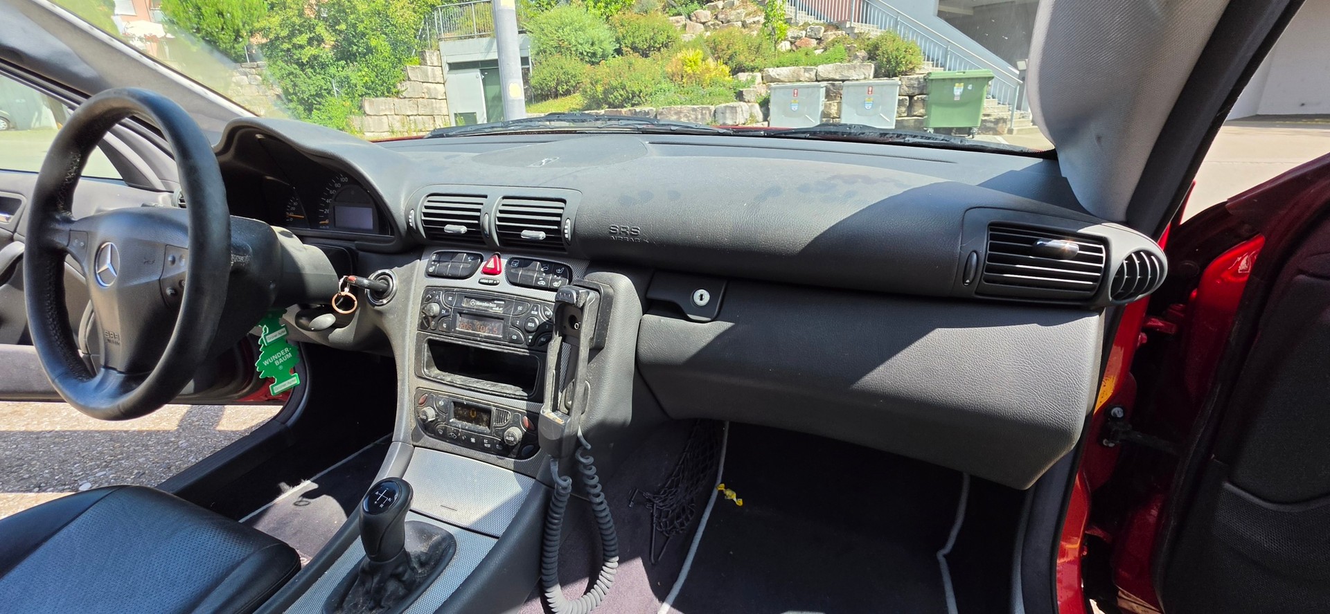 MERCEDES-BENZ C 200 Kompressor-image-25