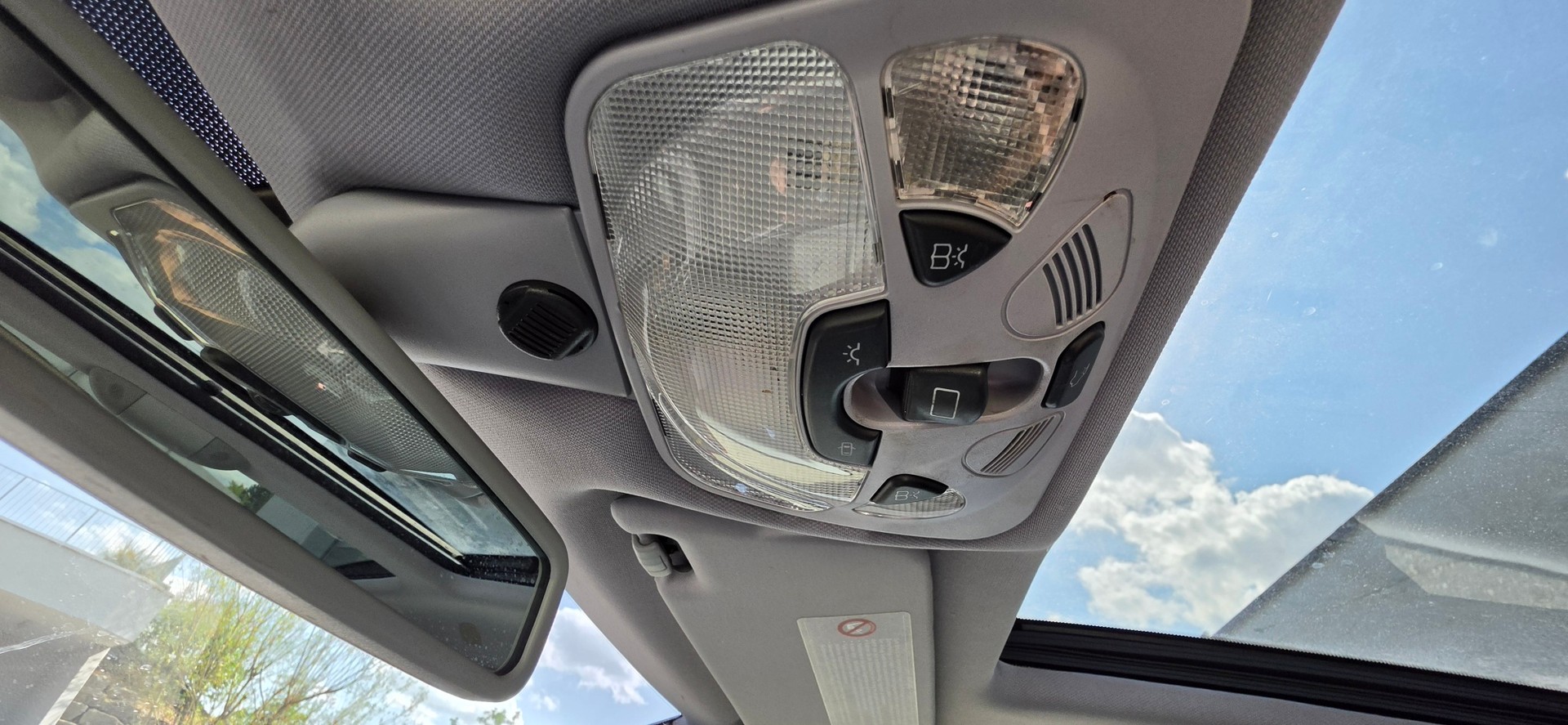 MERCEDES-BENZ C 200 Kompressor-image-21