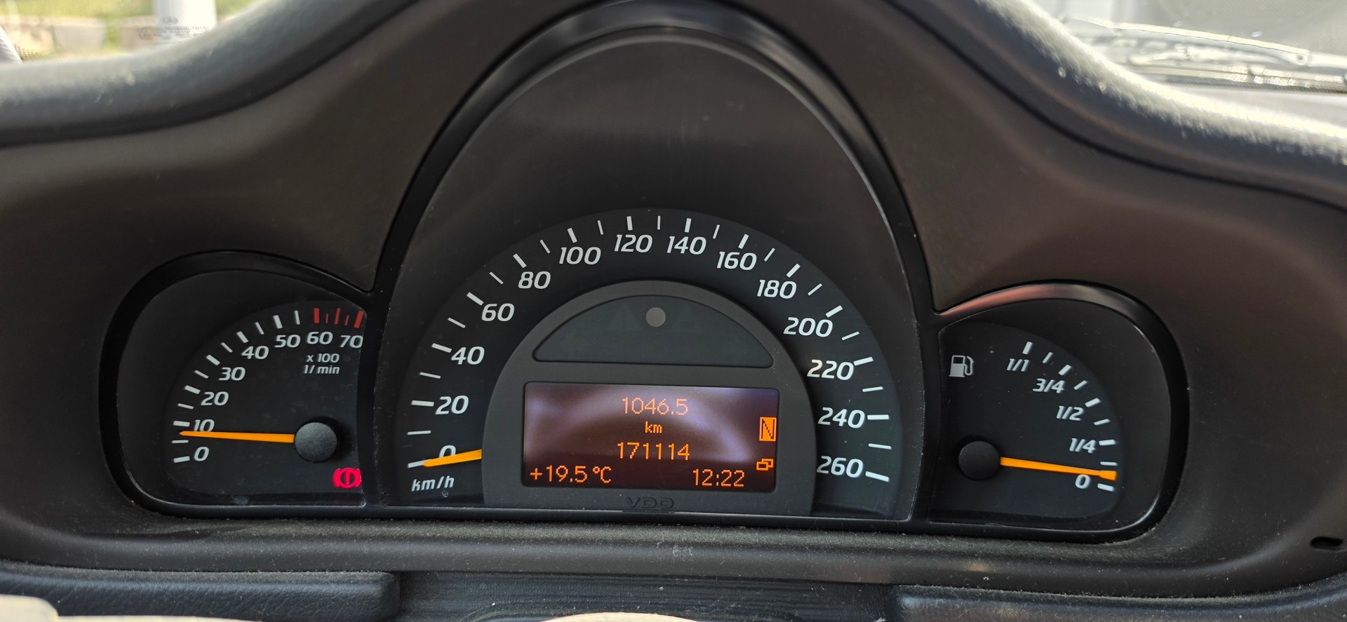 MERCEDES-BENZ C 200 Kompressor-image-15